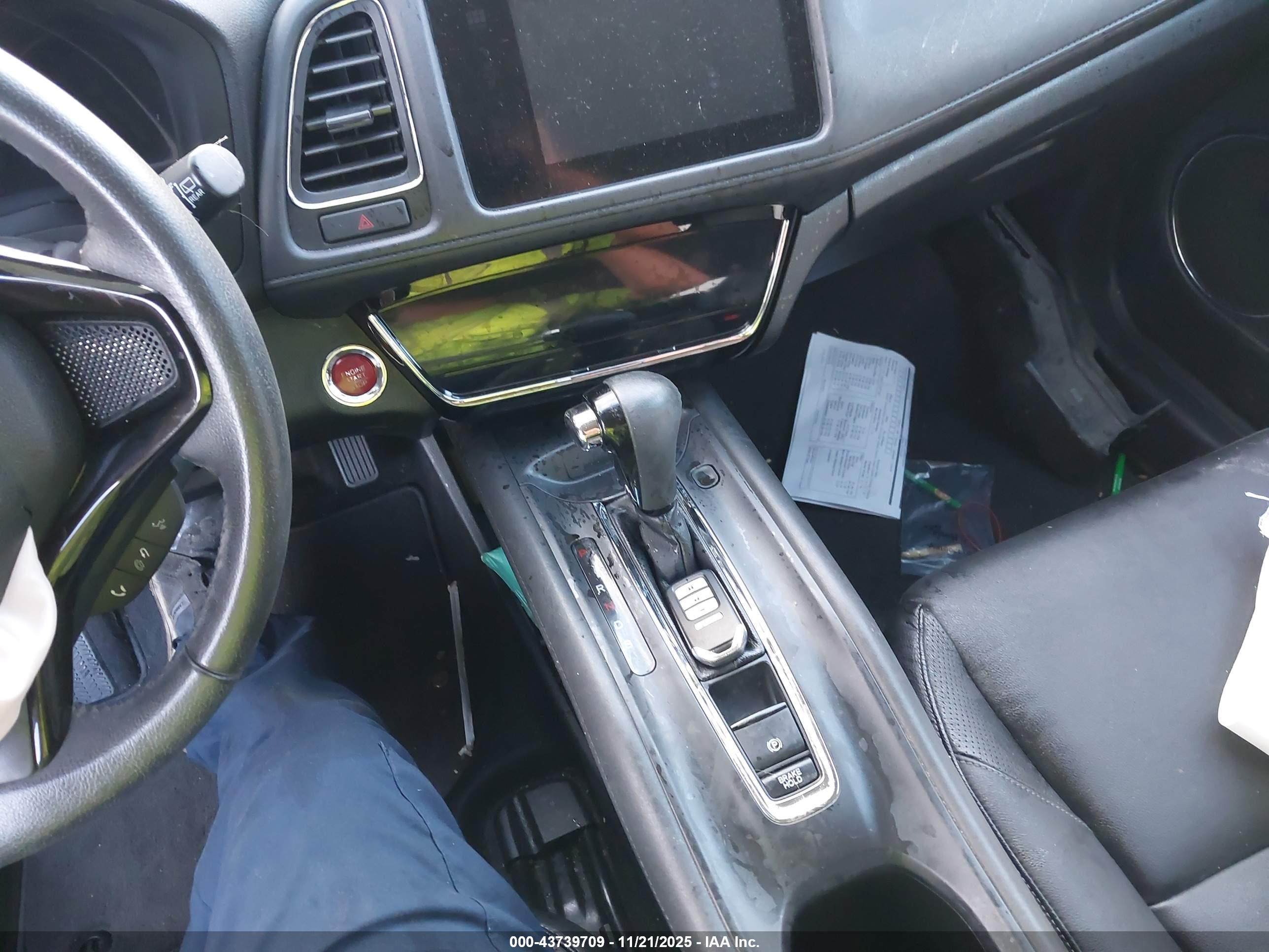 HONDA HR-V image 11
