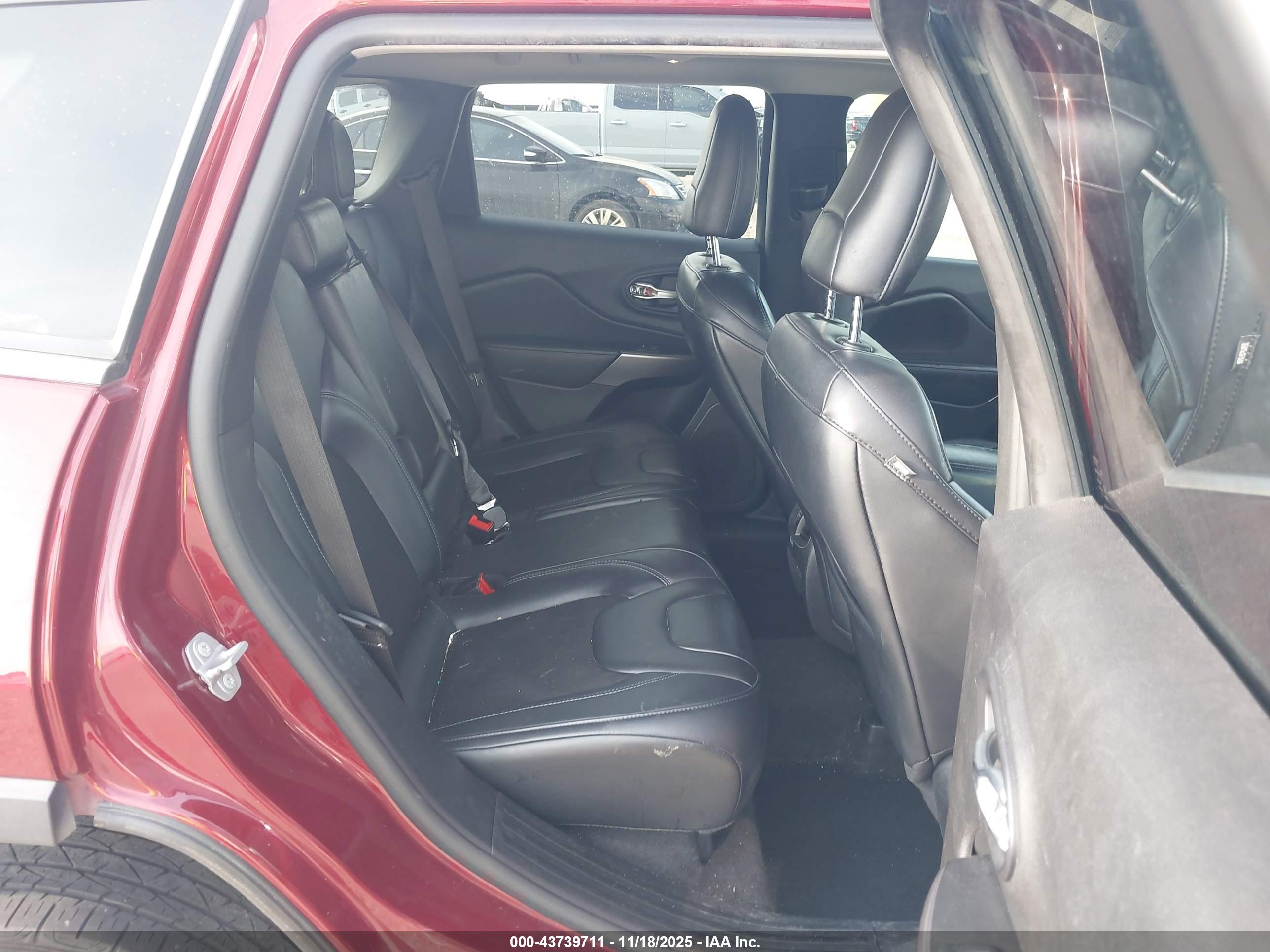 JEEP CHEROKEE image 8