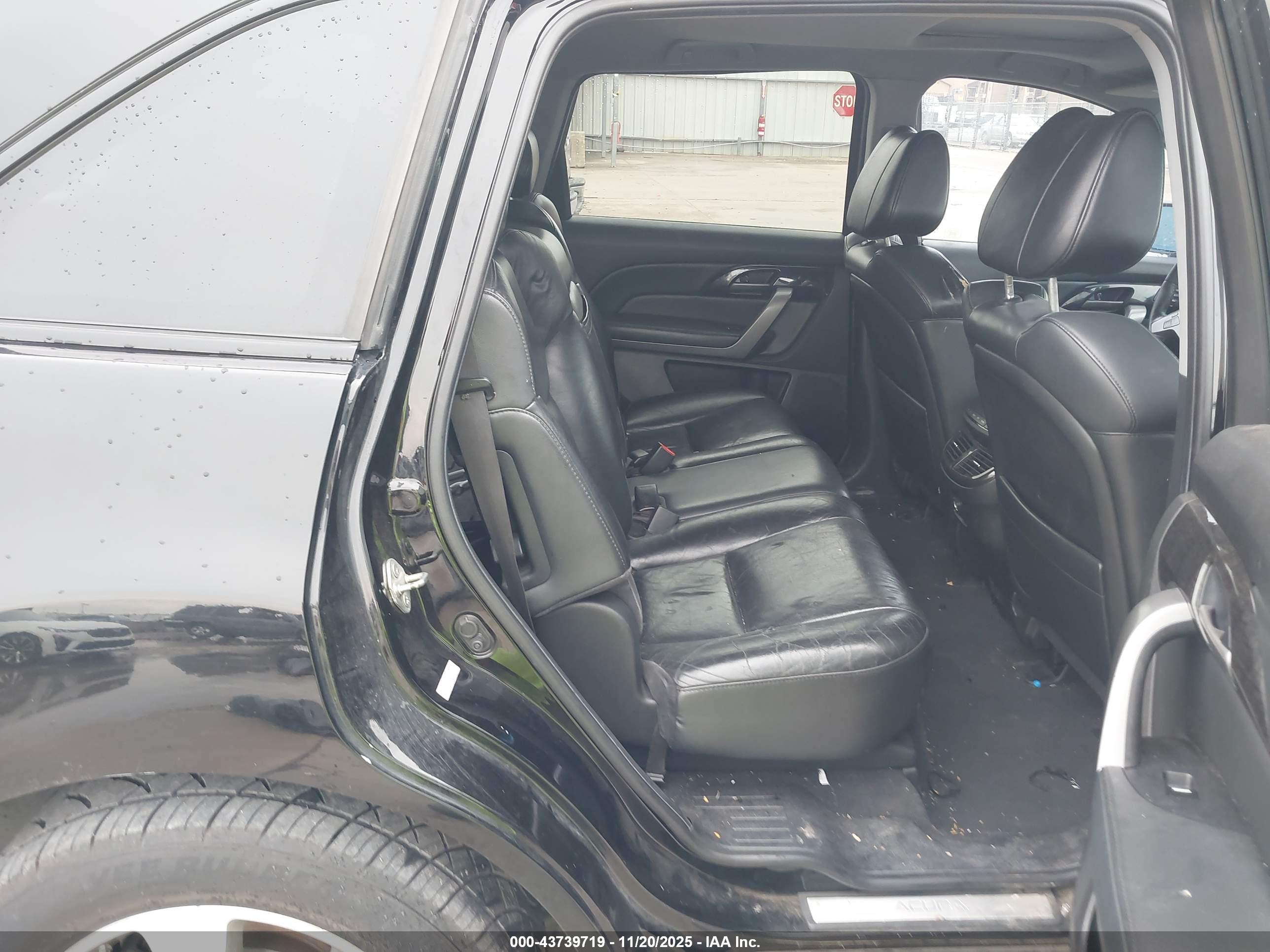 ACURA MDX image 8