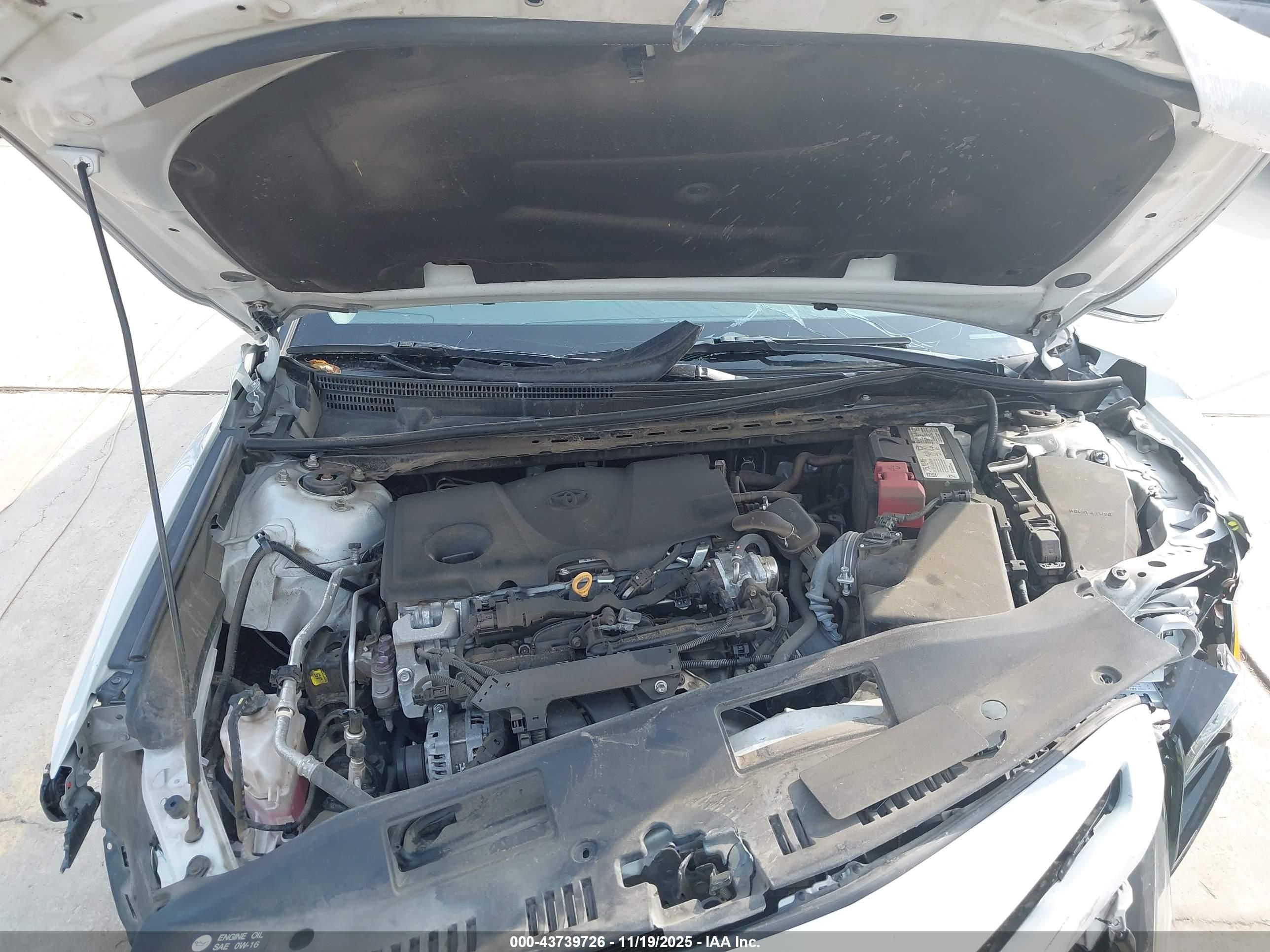 TOYOTA CAMRY image 10