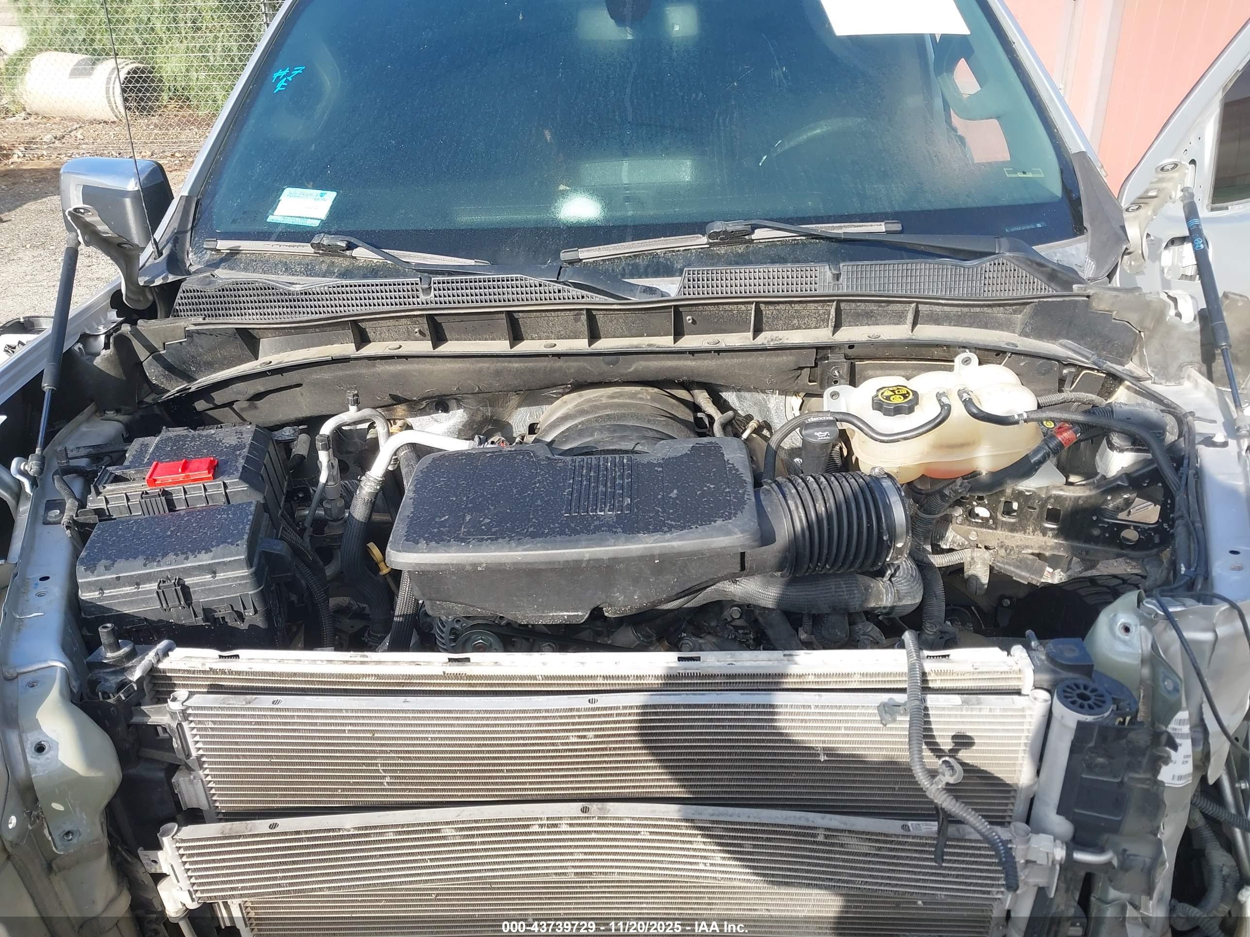GMC SIERRA image 10