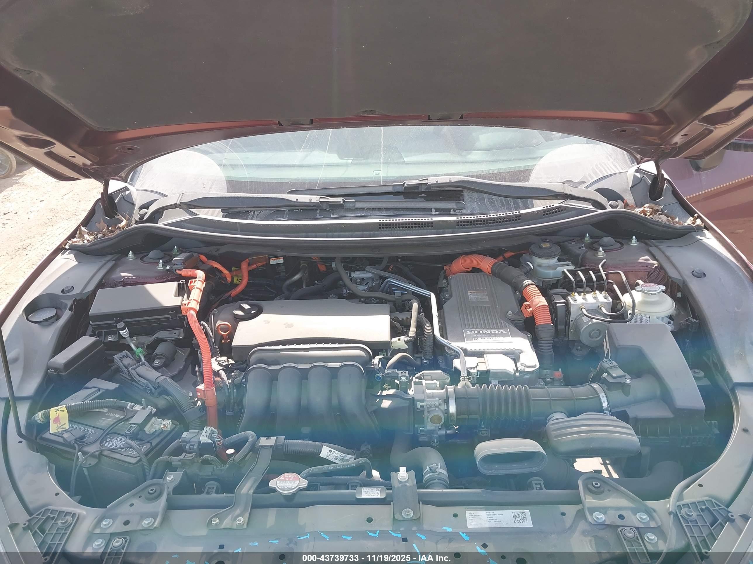 HONDA CLARITY image 10