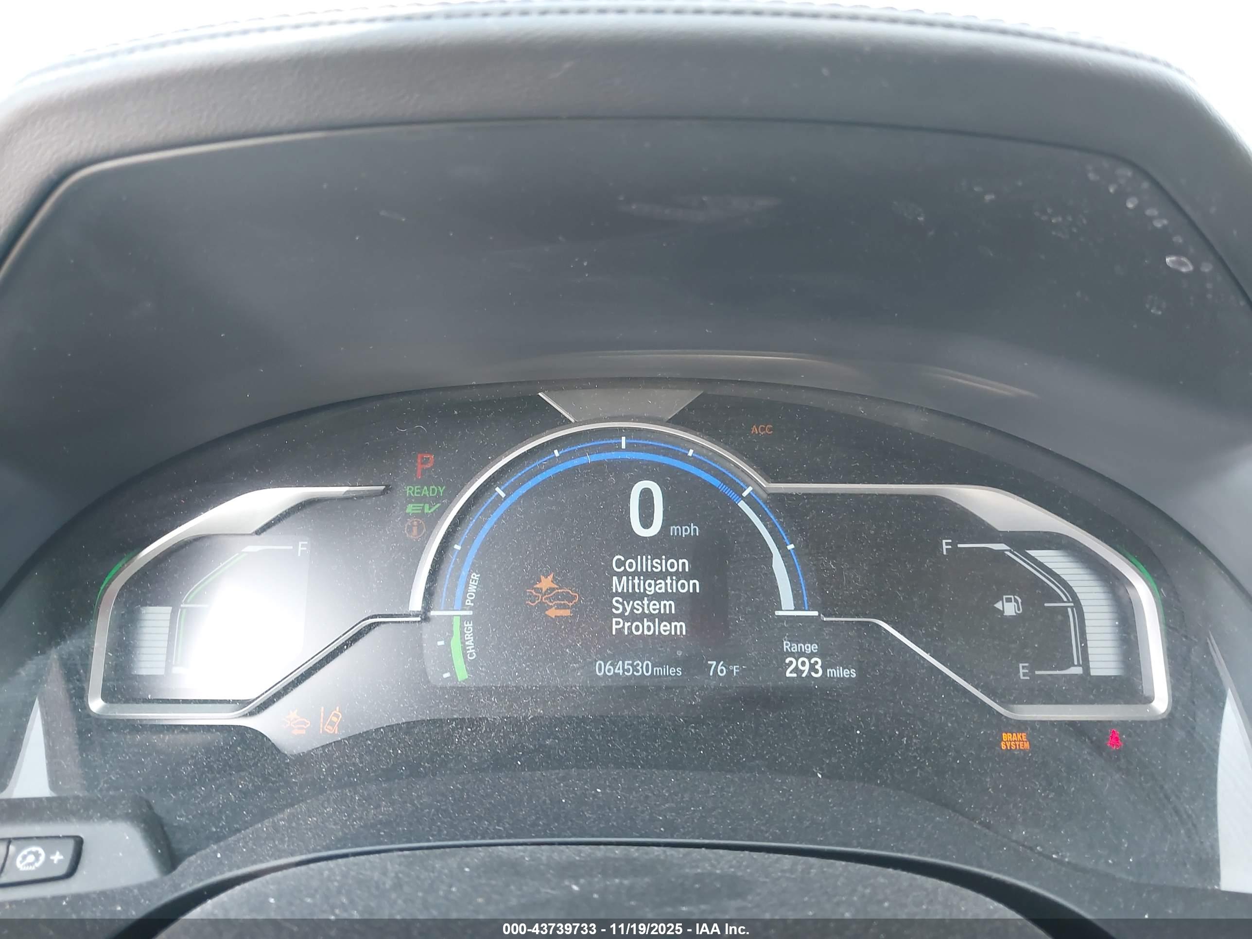 HONDA CLARITY image 7