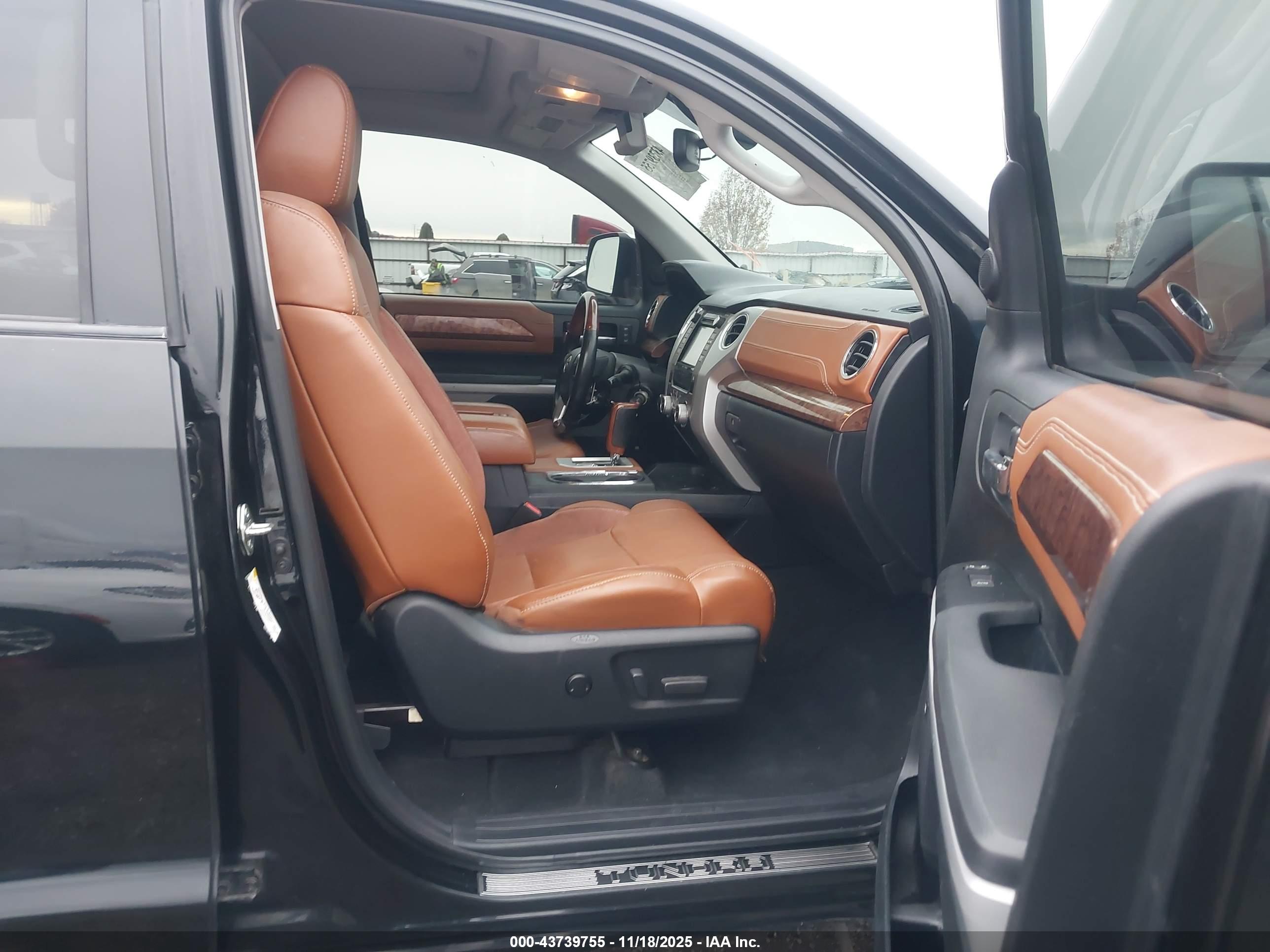TOYOTA TUNDRA image 5