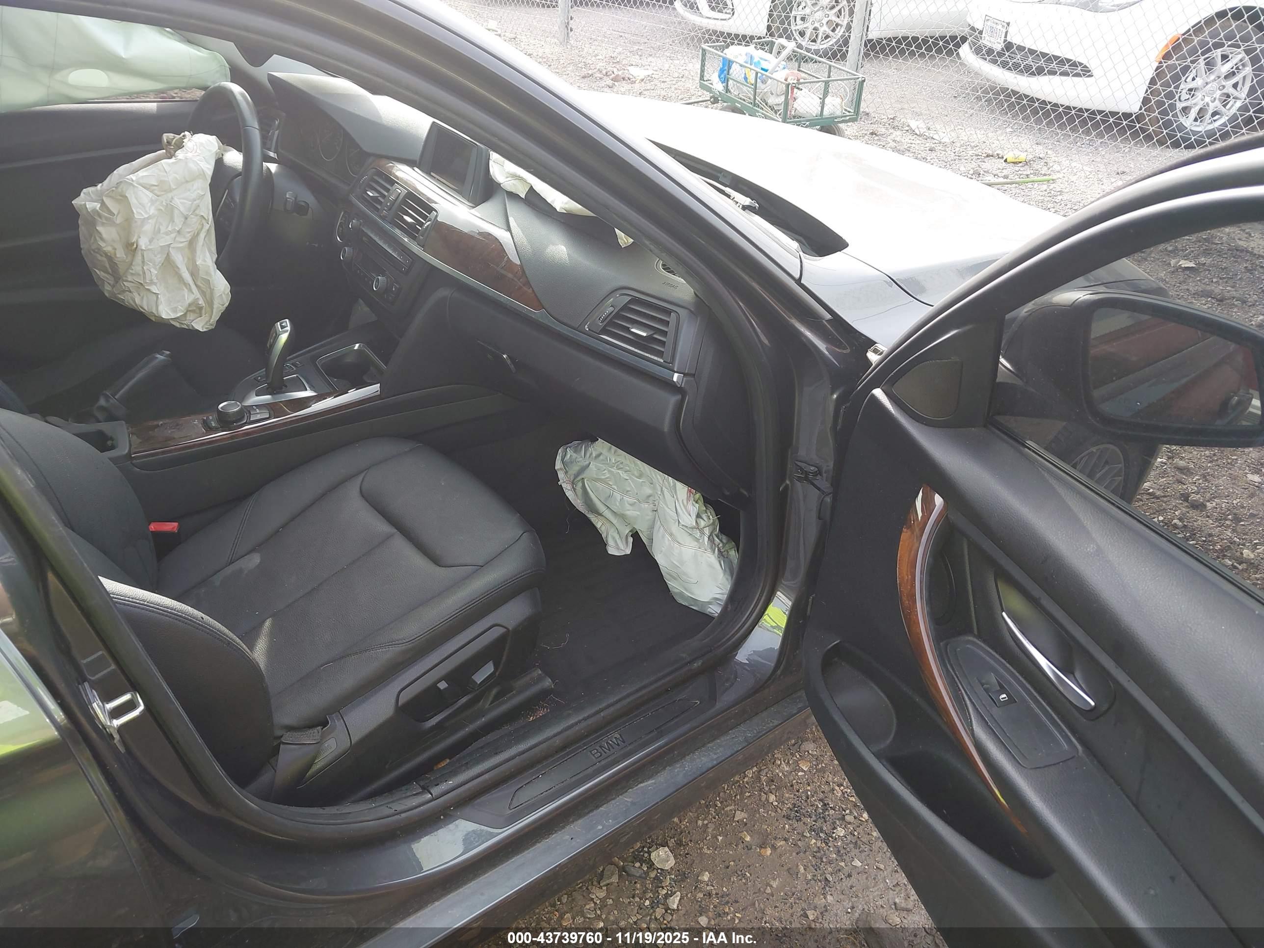 BMW 328I image 5