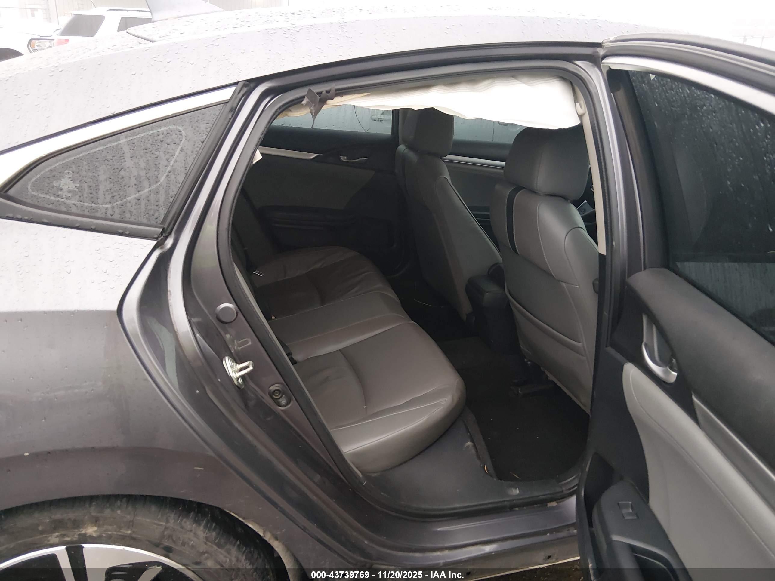 HONDA CIVIC image 8