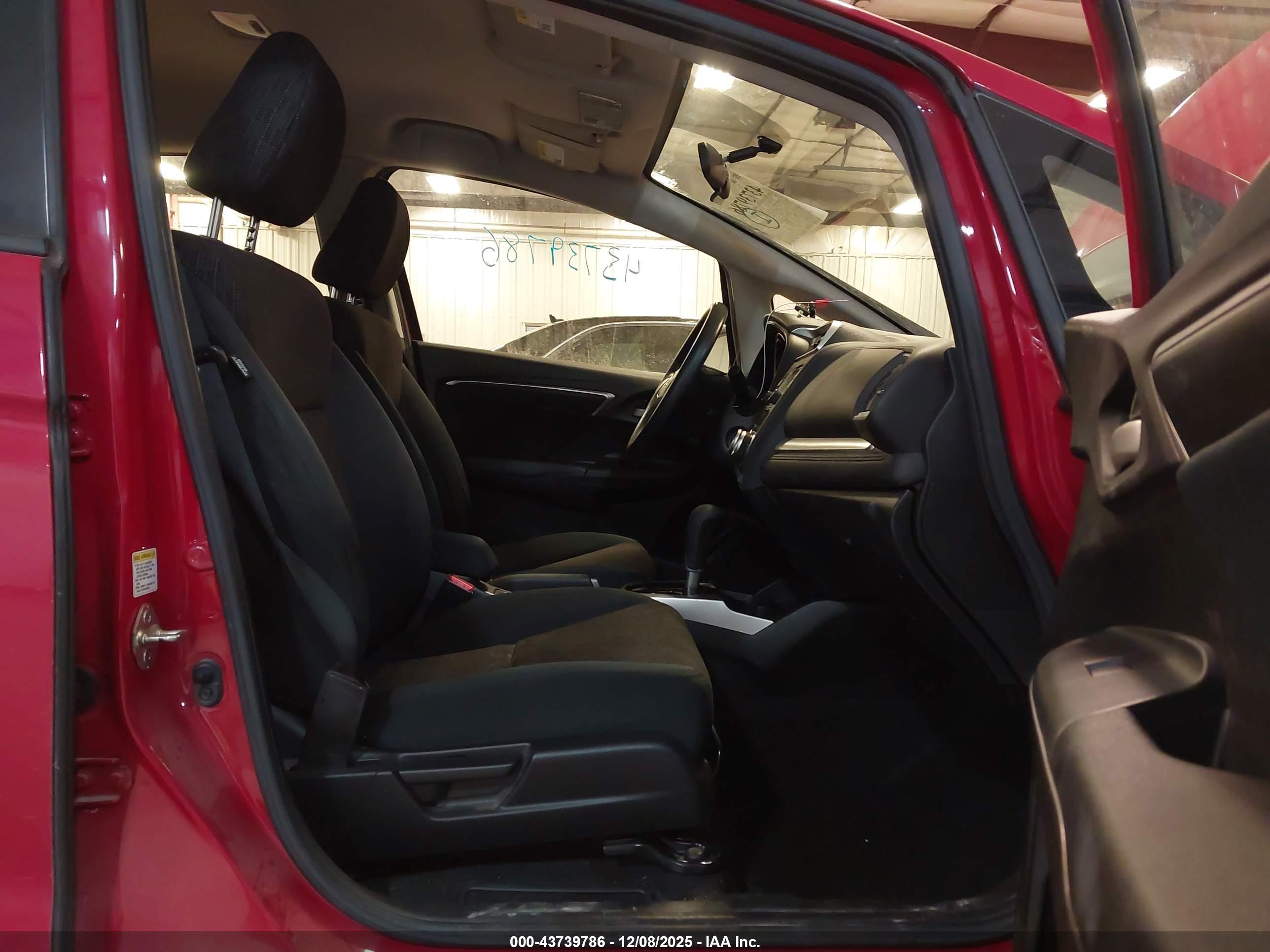 HONDA FIT image 5