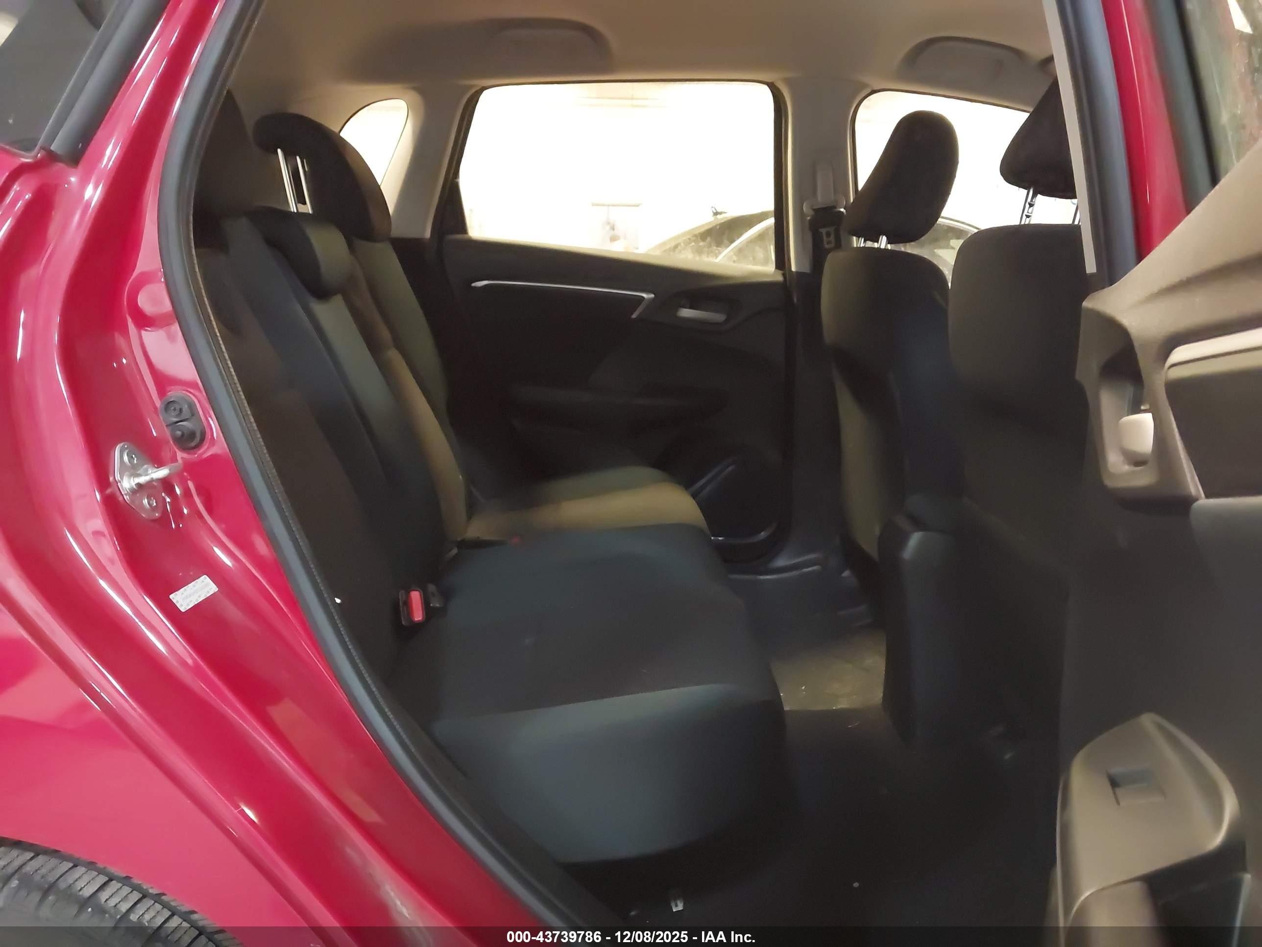 HONDA FIT image 8