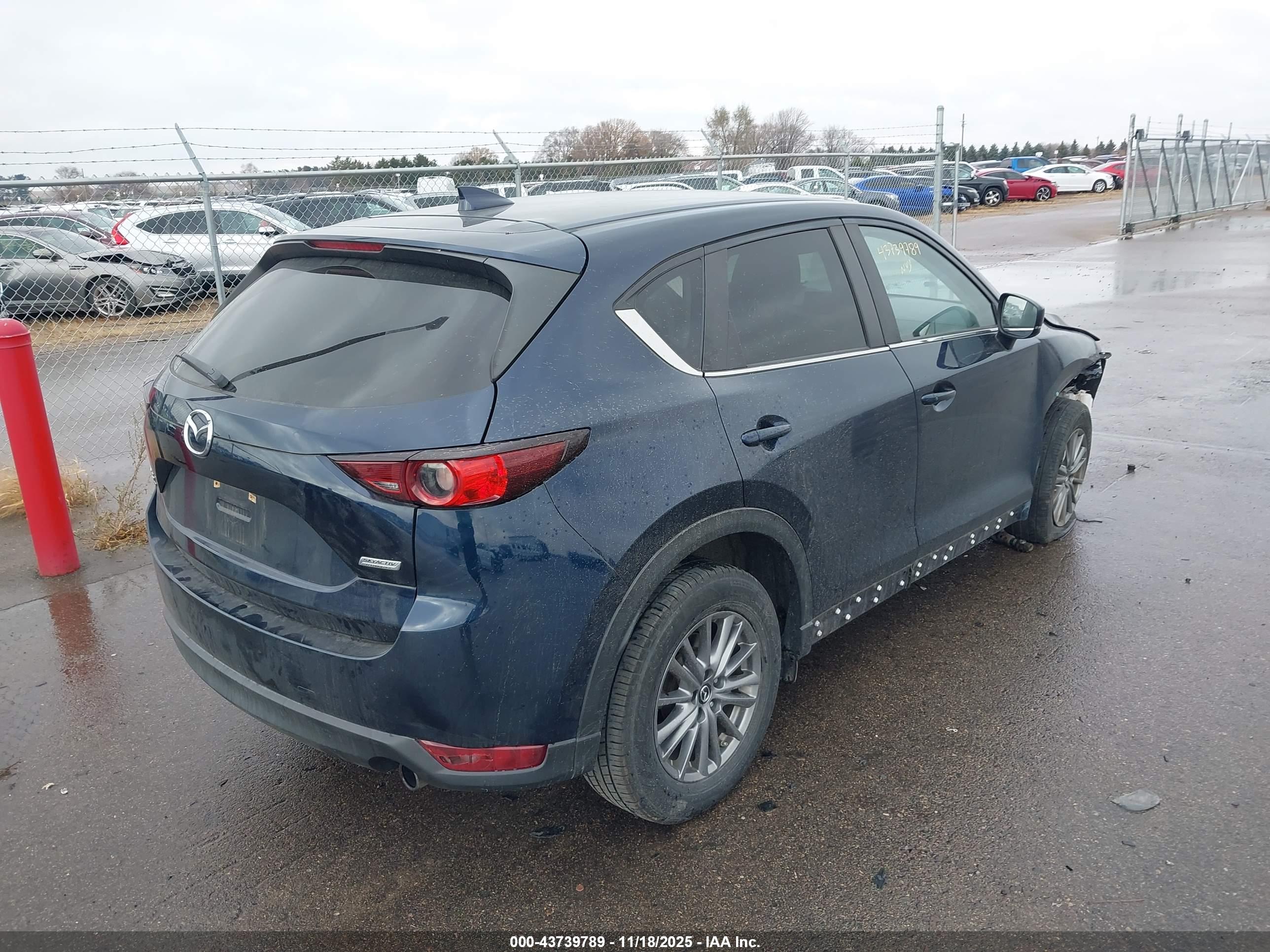 MAZDA CX-5 image 4