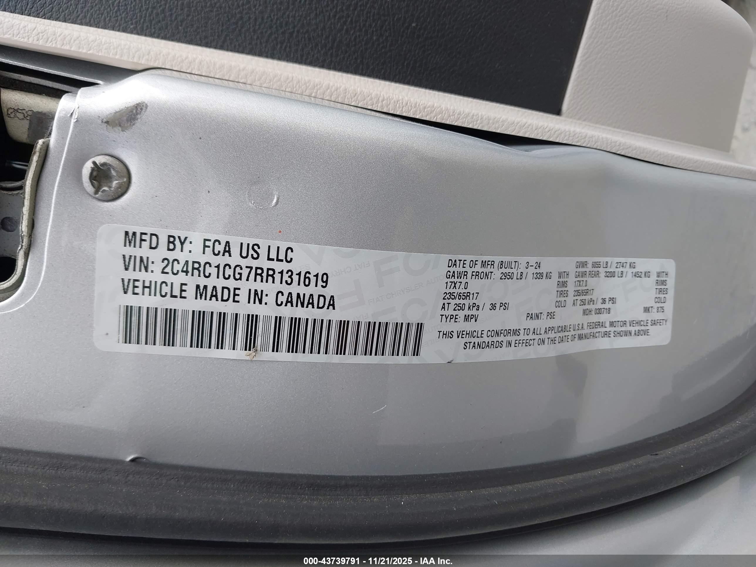 CHRYSLER VOYAGER image 9