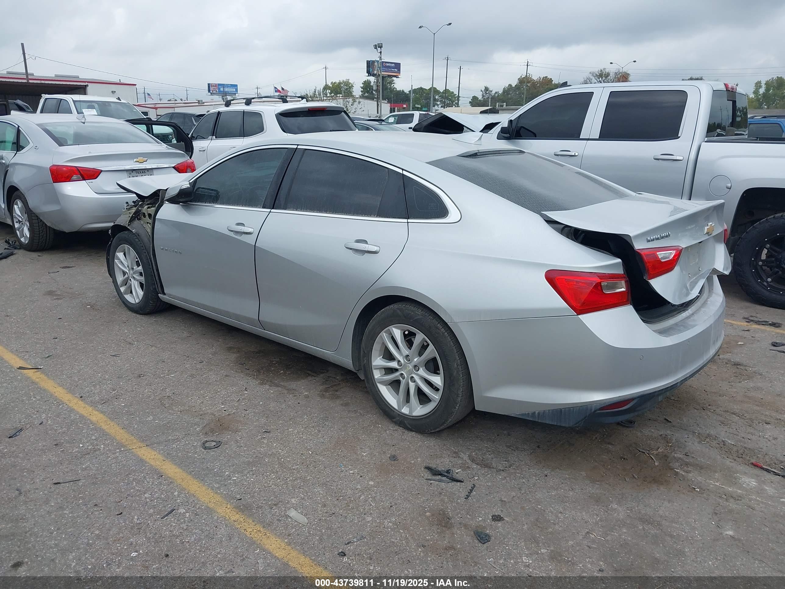 CHEVROLET MALIBU image 3