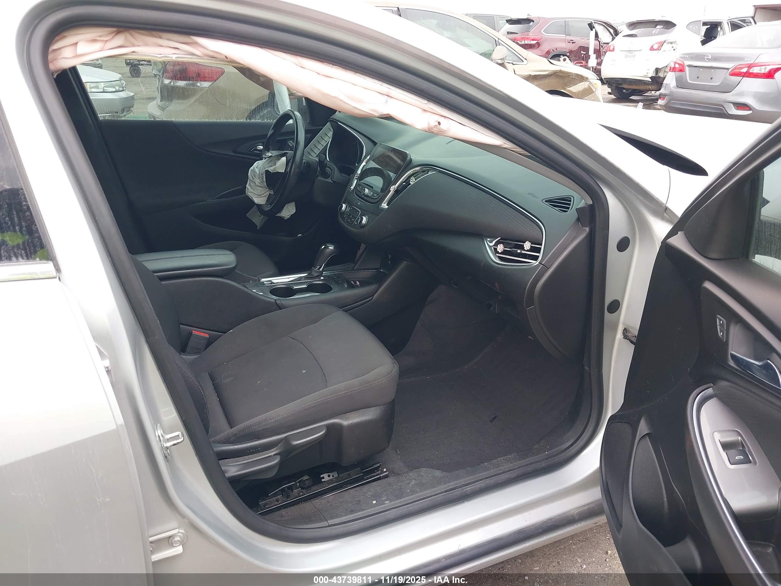 CHEVROLET MALIBU image 5