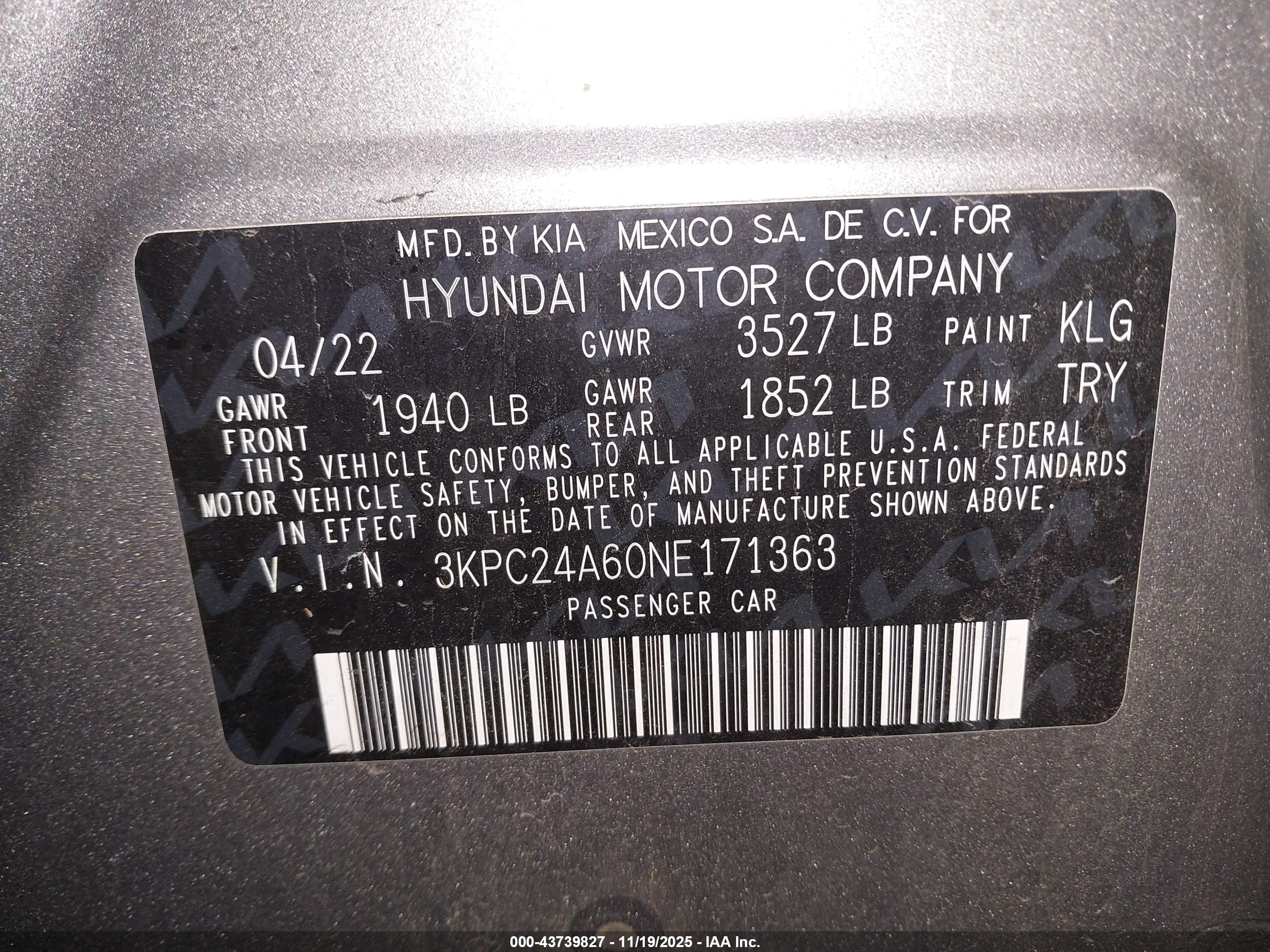 HYUNDAI ACCENT image 9