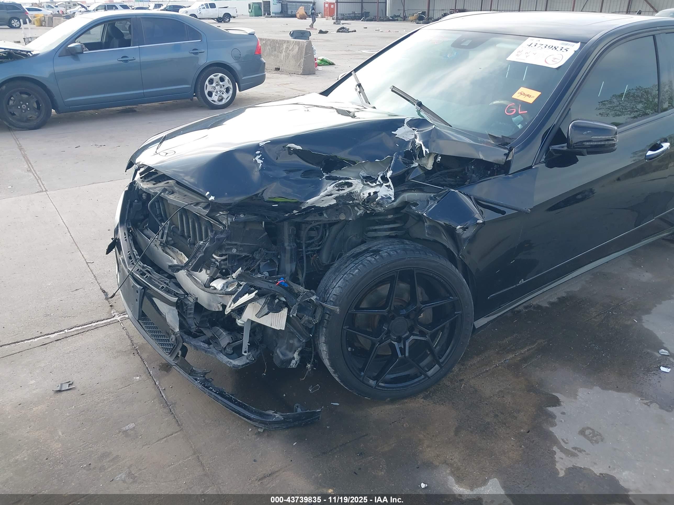 MERCEDES-BENZ E image 6