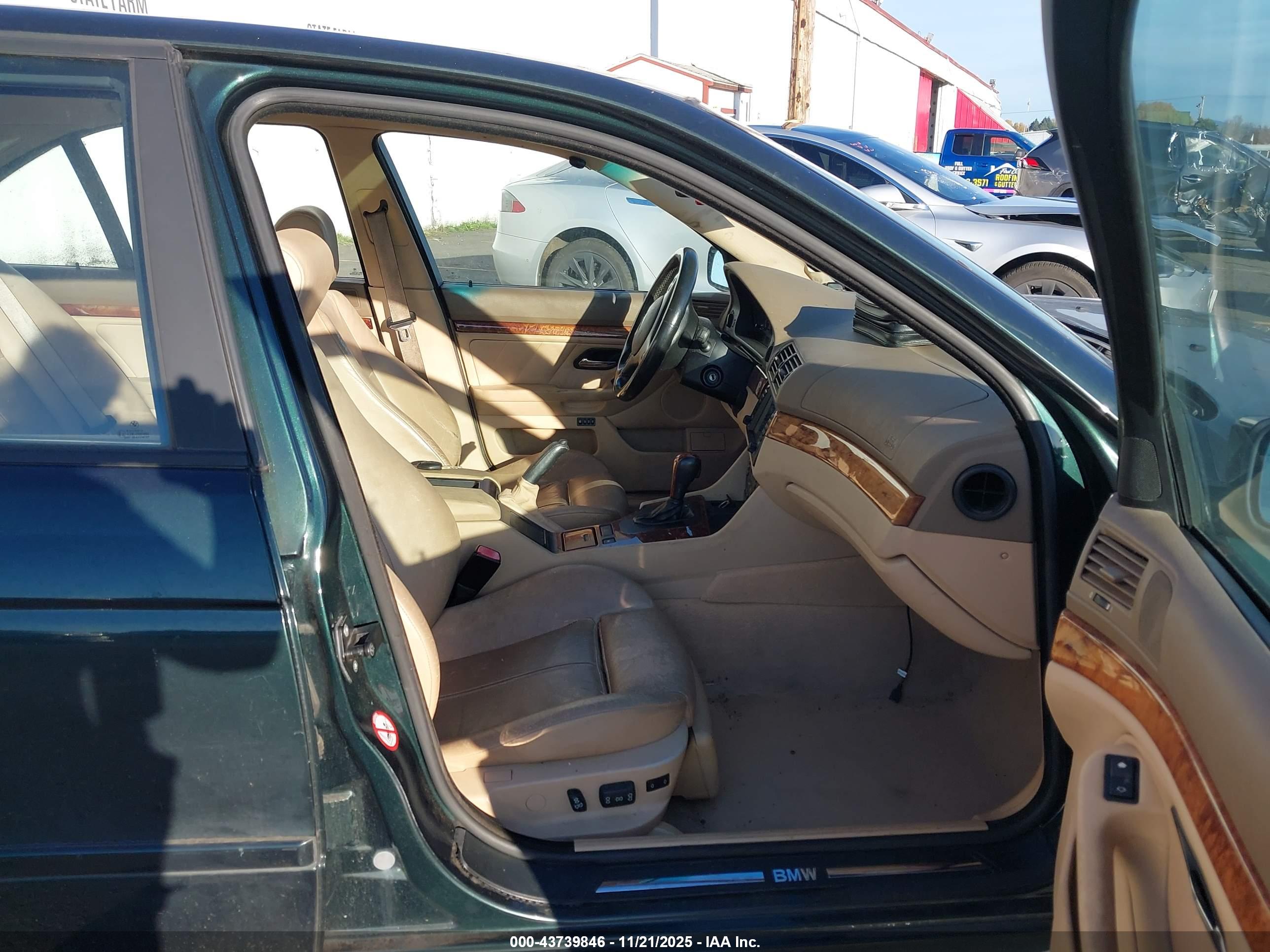 BMW 530IA image 5
