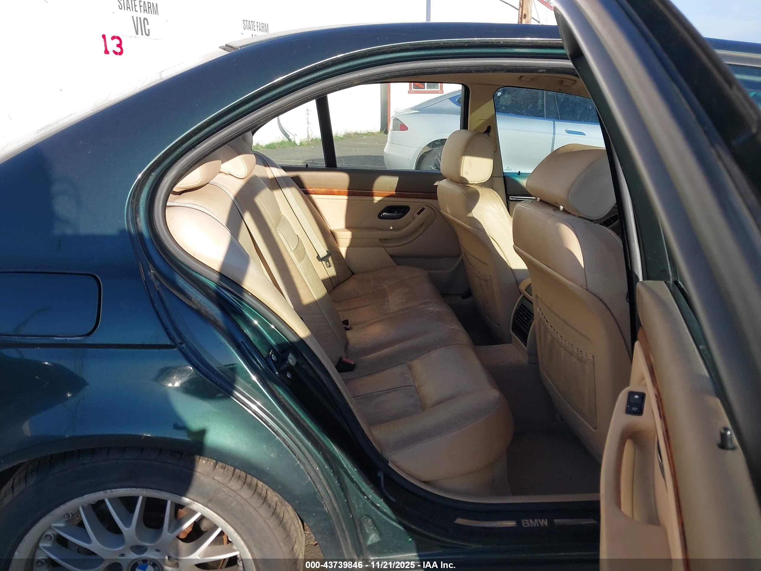 BMW 530IA image 8