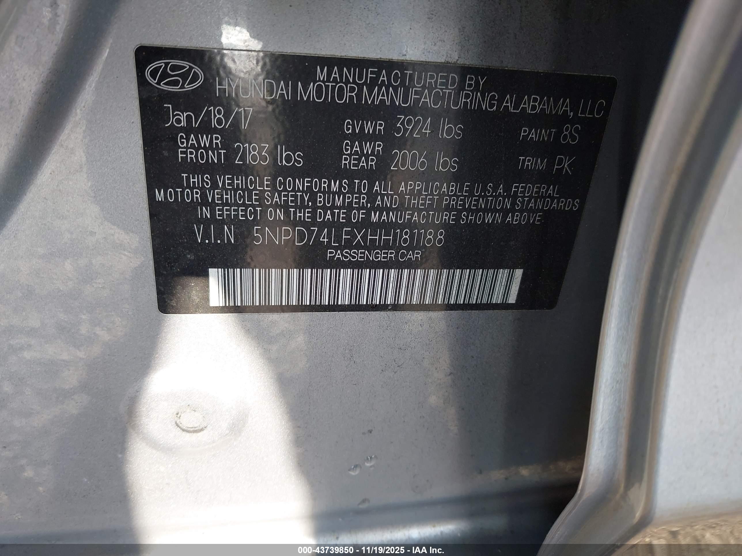 HYUNDAI ELANTRA image 9
