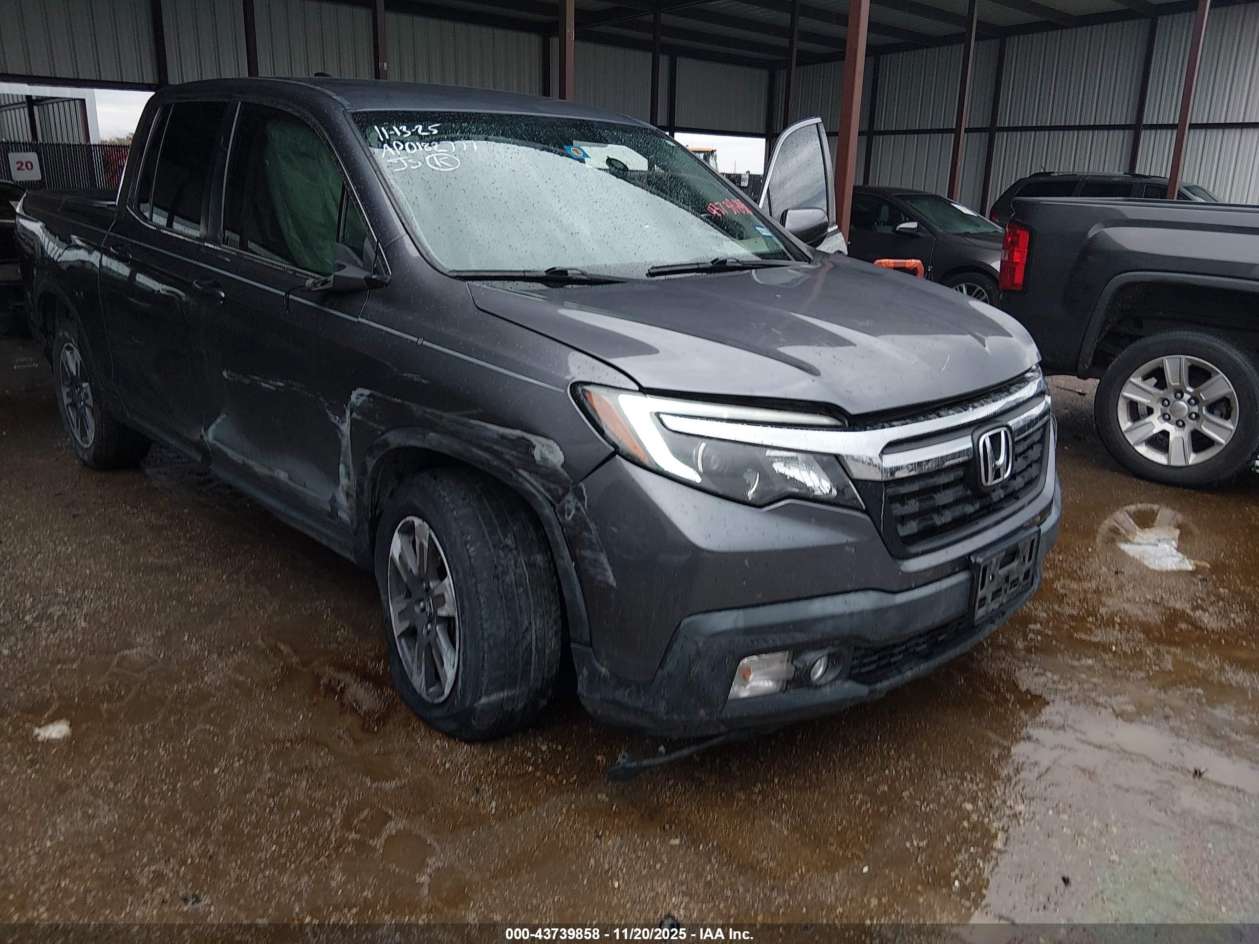 HONDA RIDGELINE image 6
