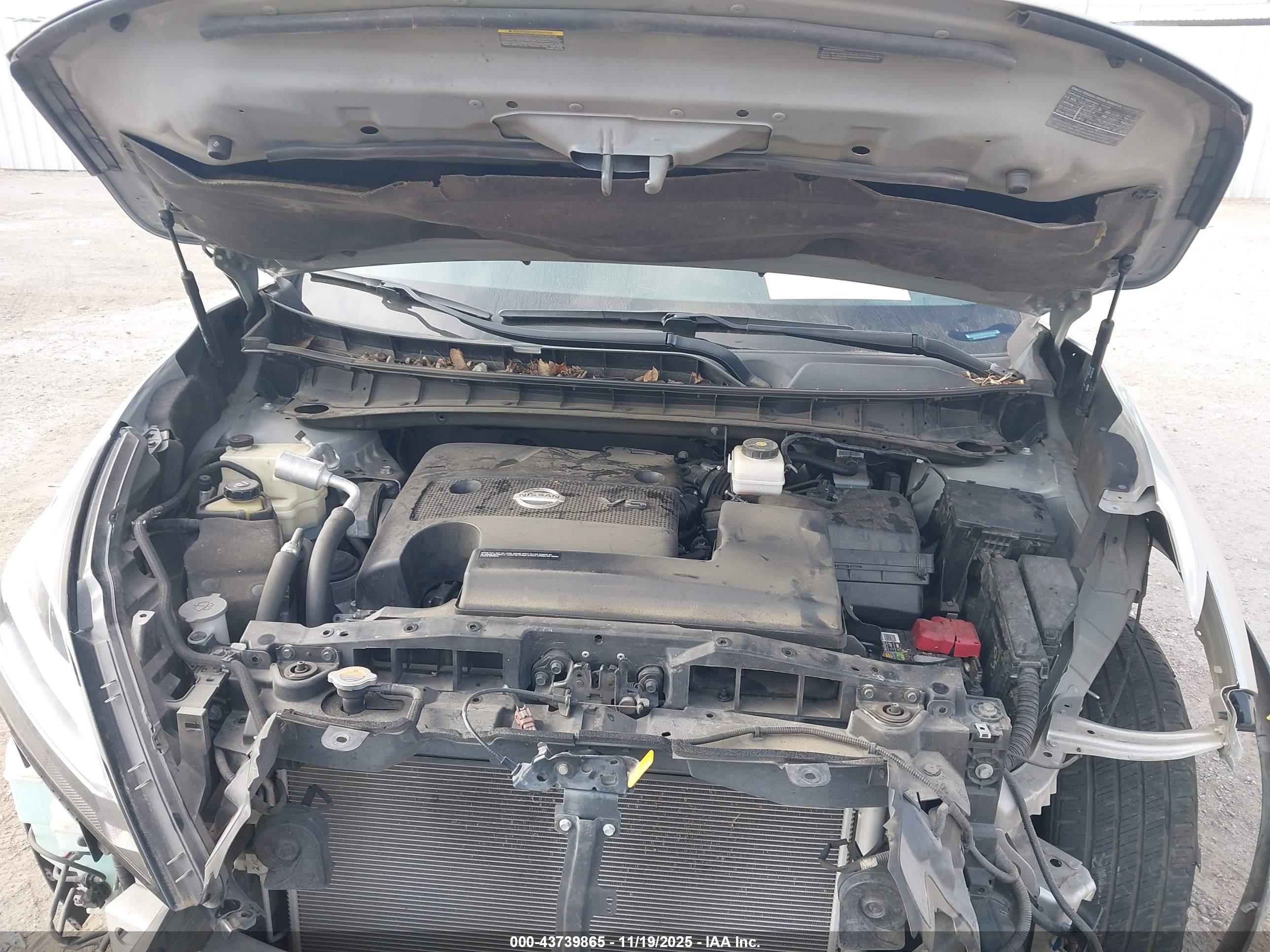 NISSAN MURANO image 10