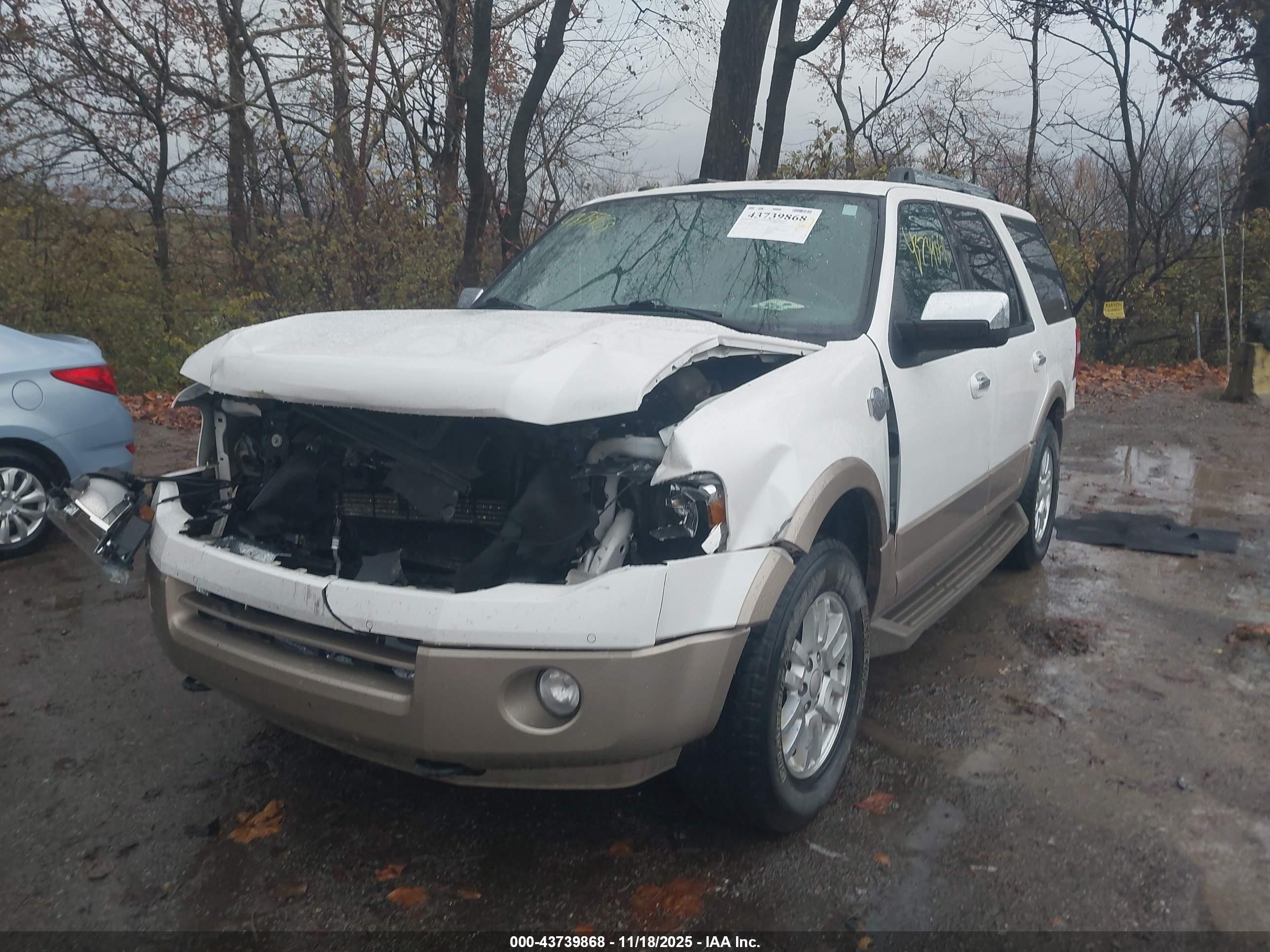 FORD EXPEDITION image 2