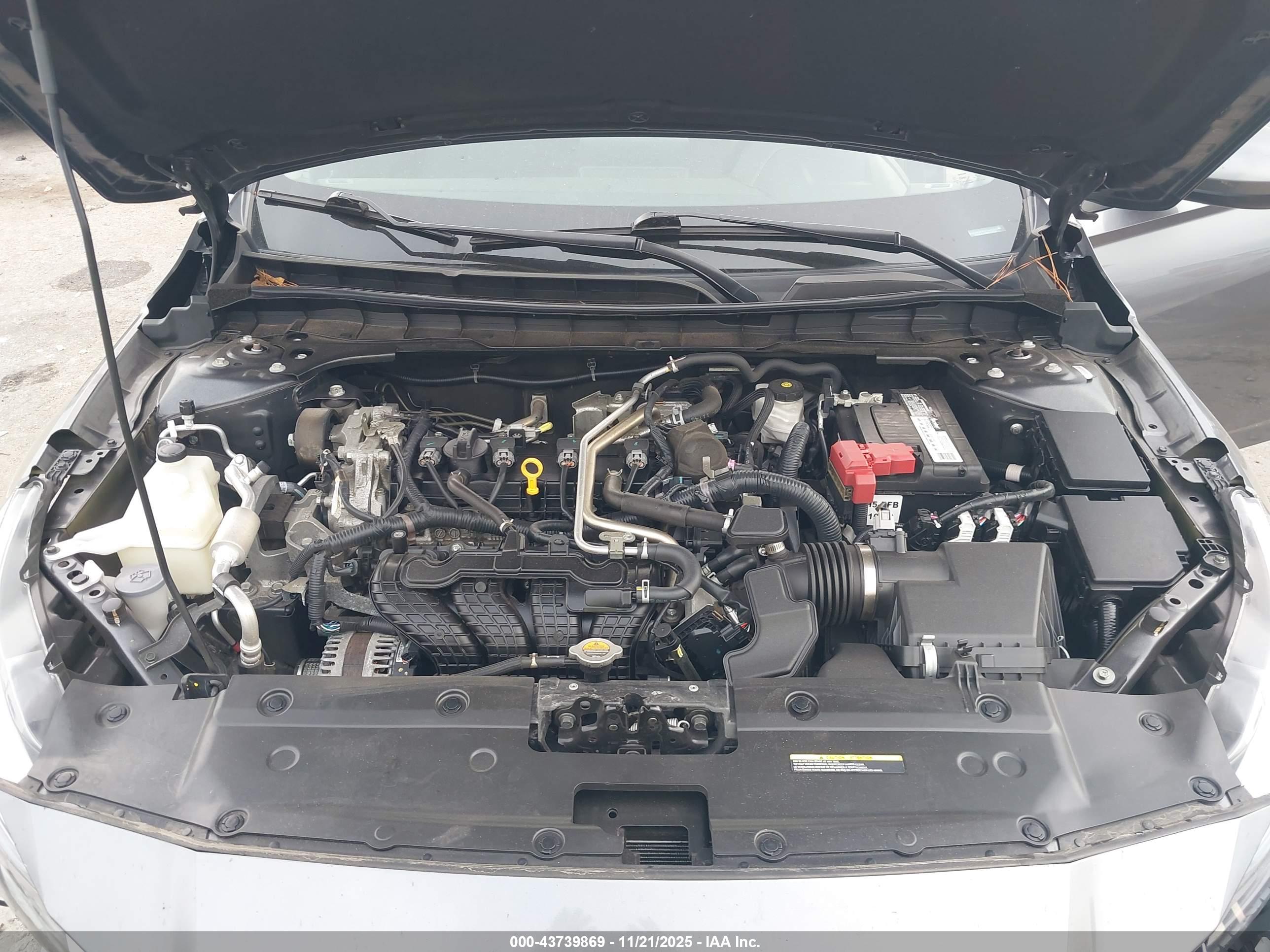 NISSAN ALTIMA image 10