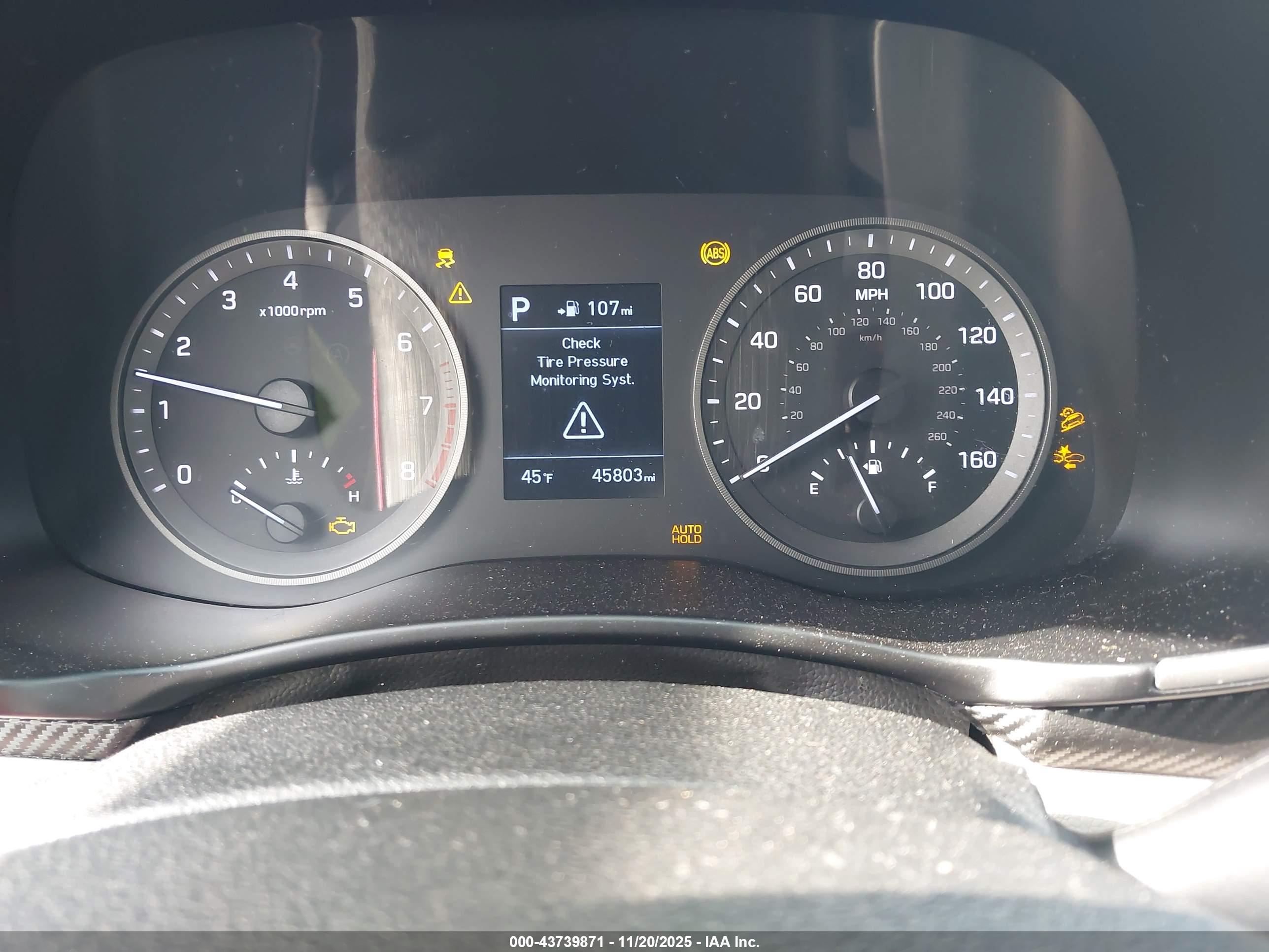 HYUNDAI TUCSON image 7
