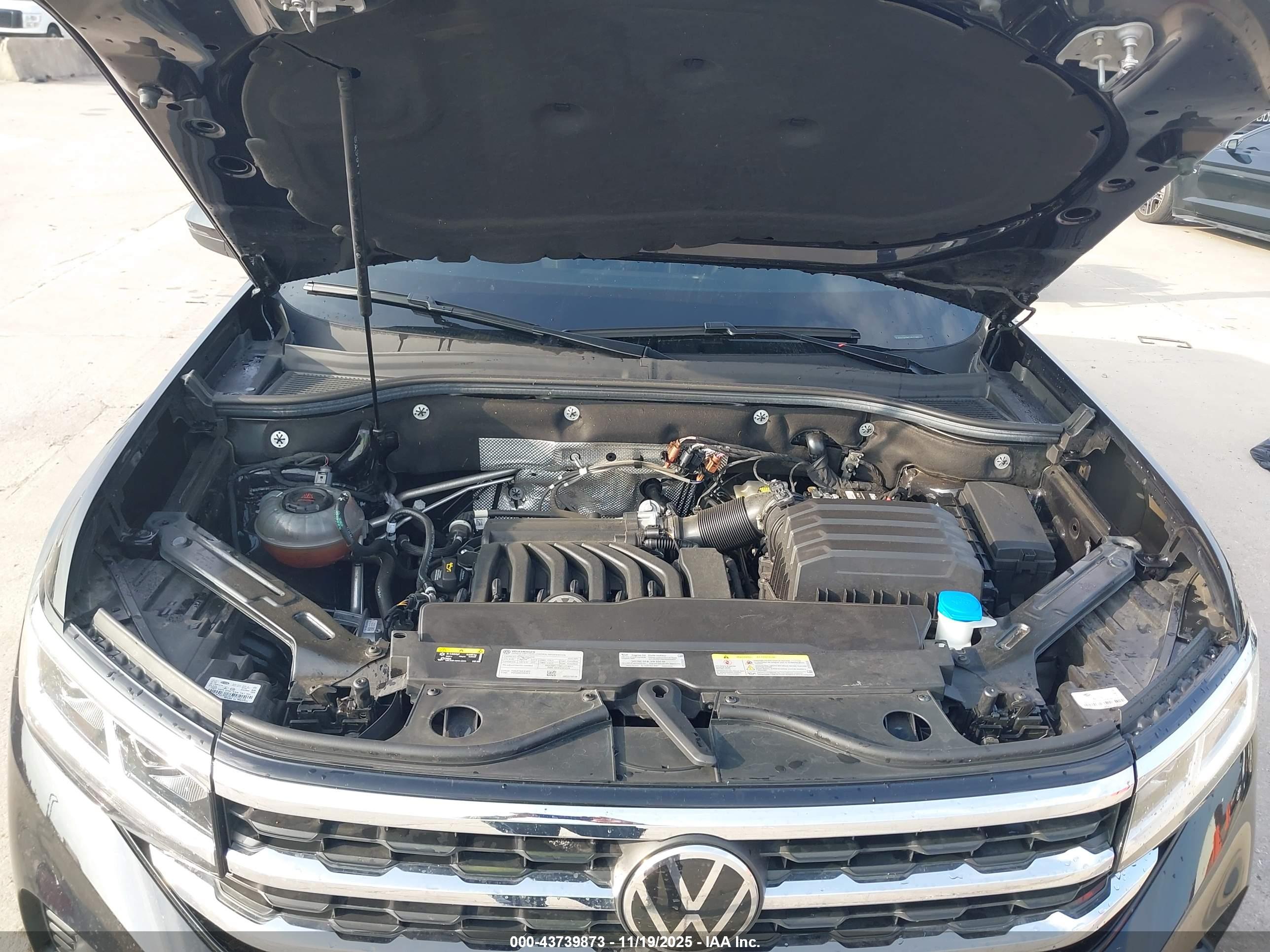 VOLKSWAGEN ATLAS image 10