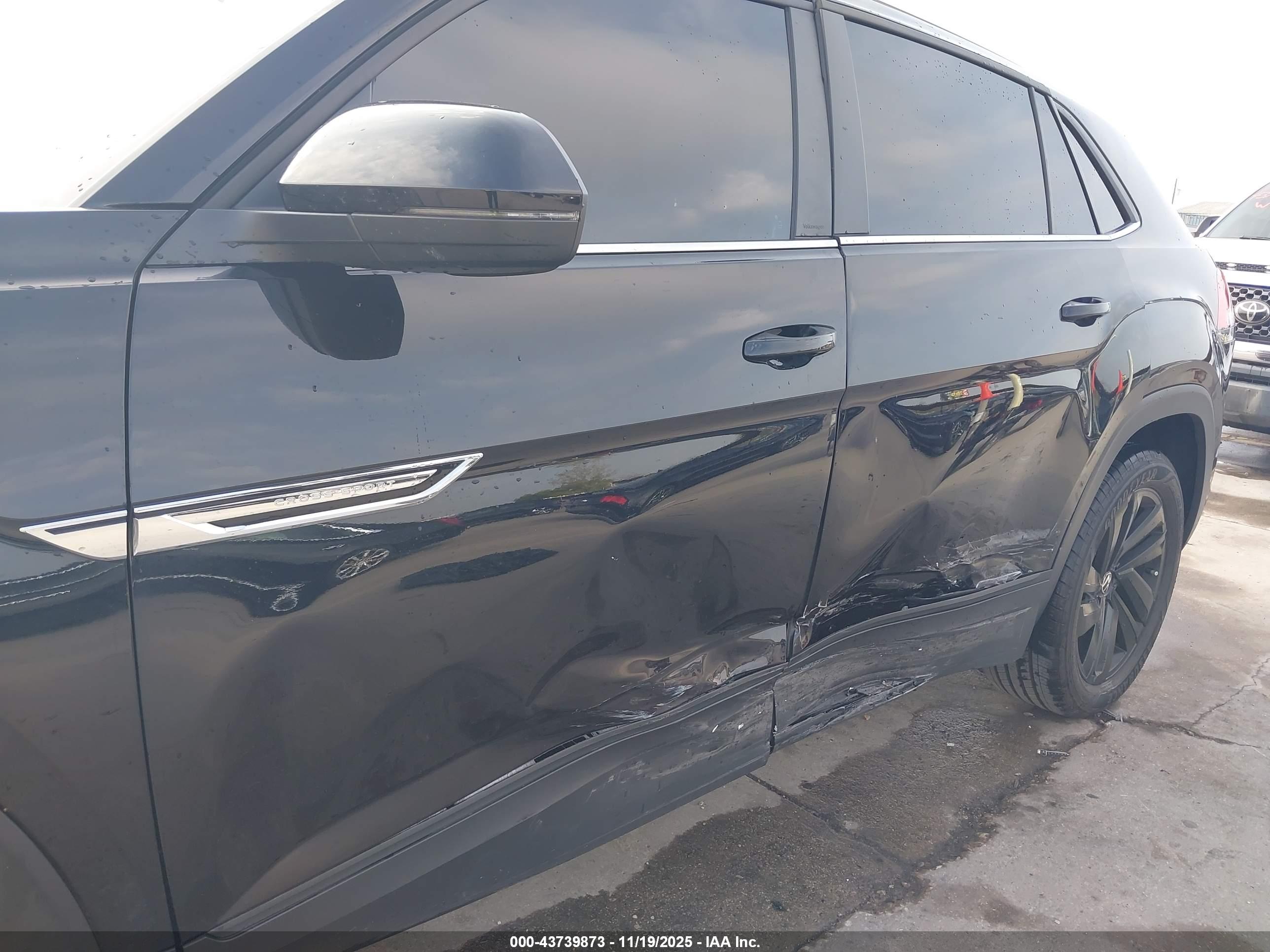 VOLKSWAGEN ATLAS image 6