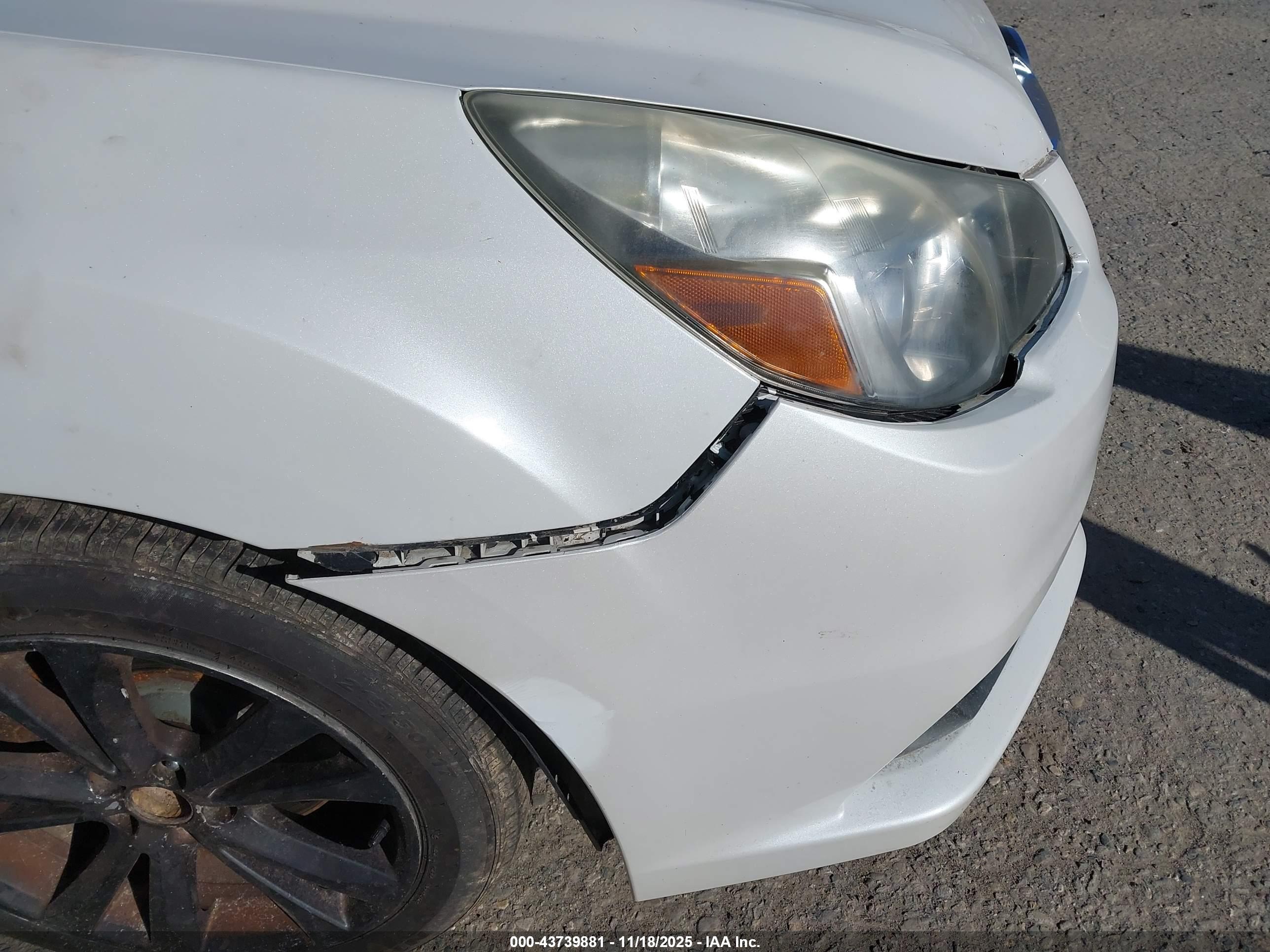 SUBARU LEGACY image 6