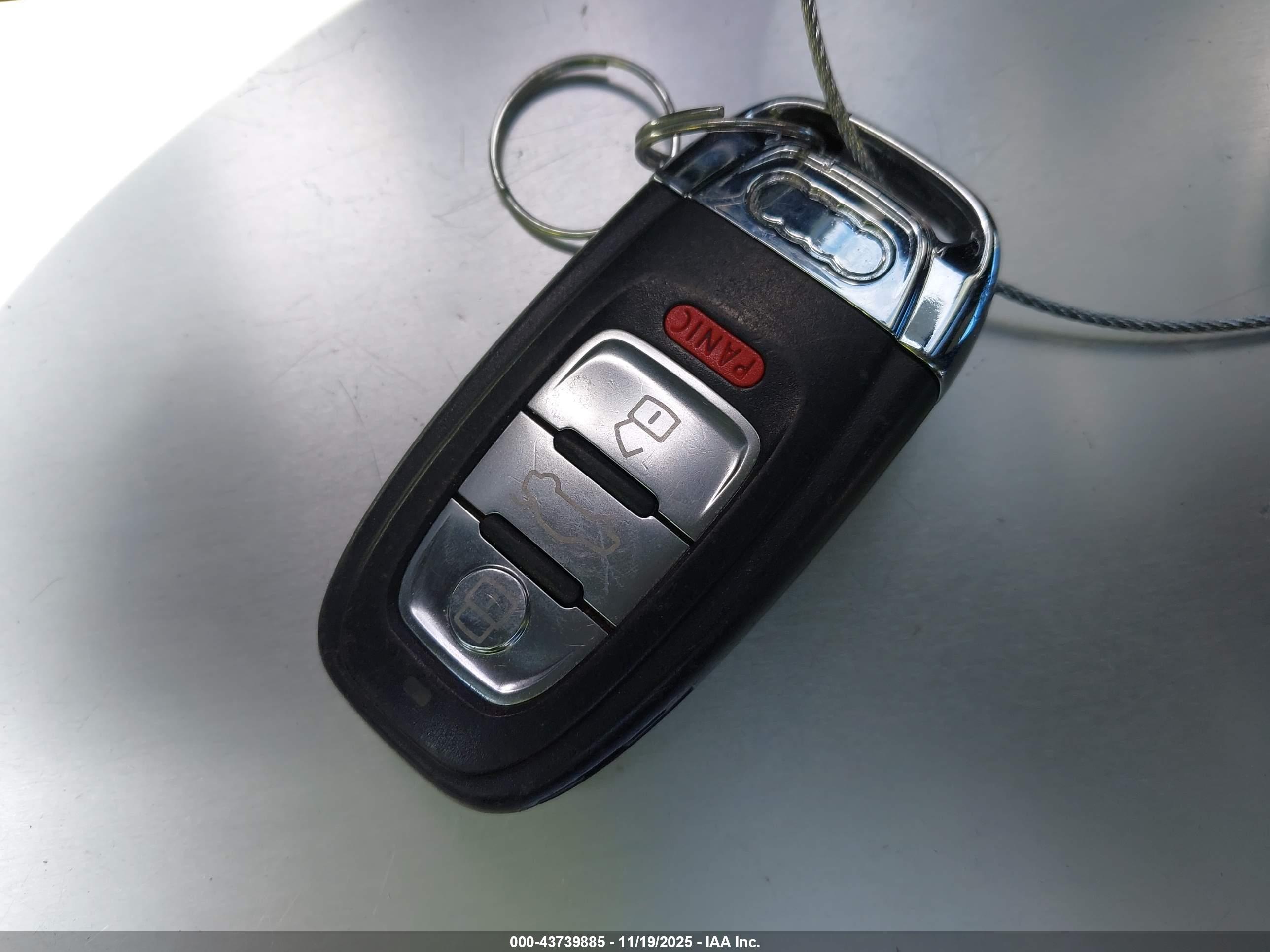 AUDI A6 image 11