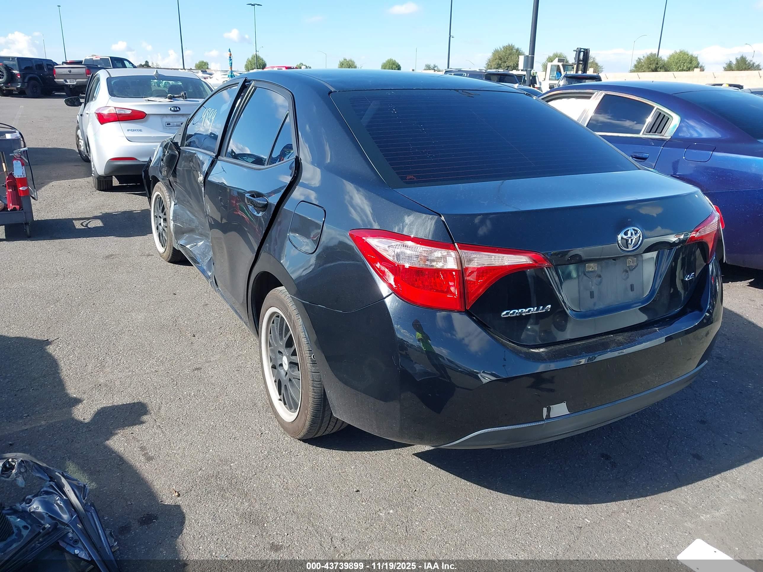 TOYOTA COROLLA image 3