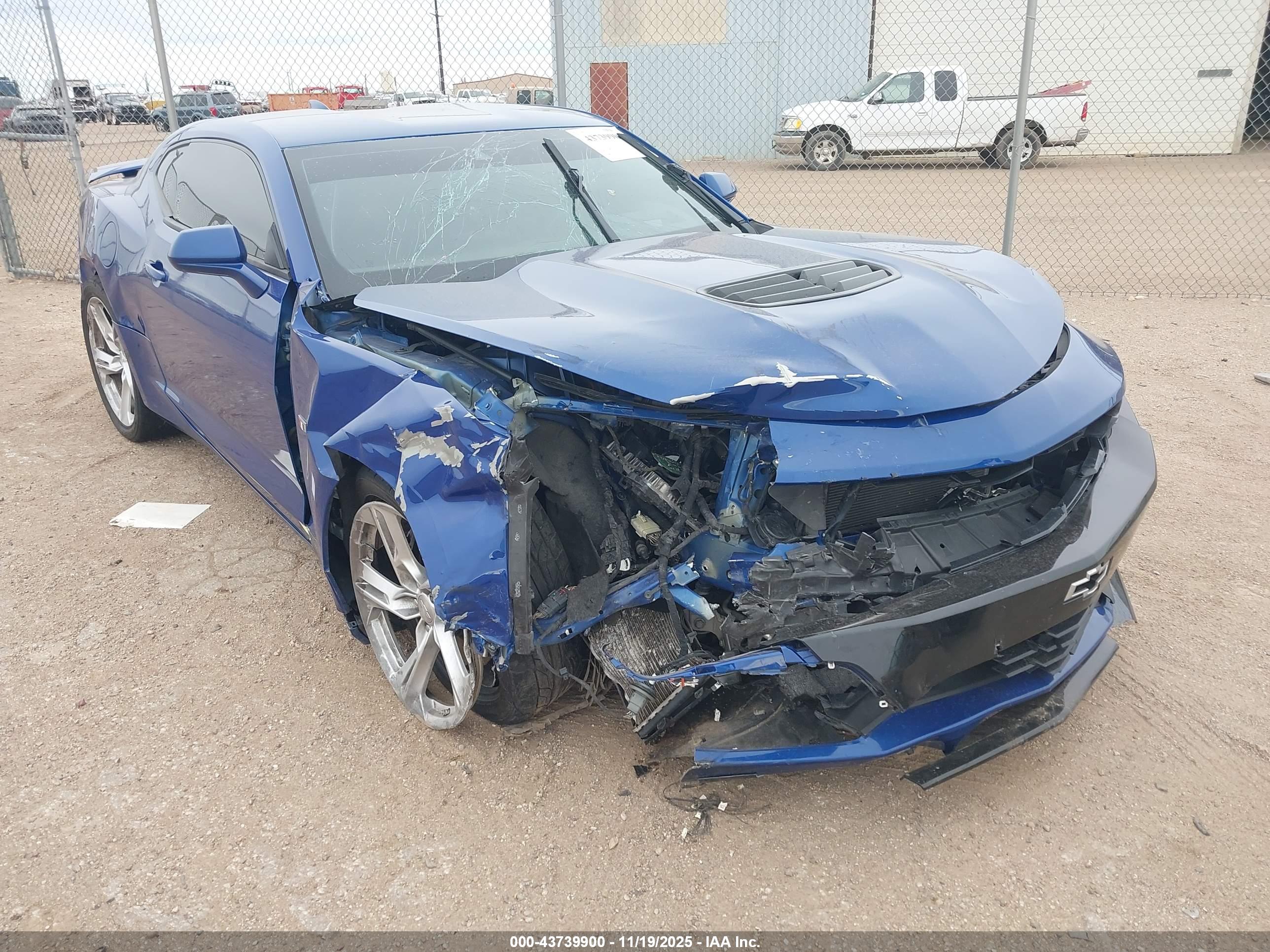 CHEVROLET CAMARO image 6