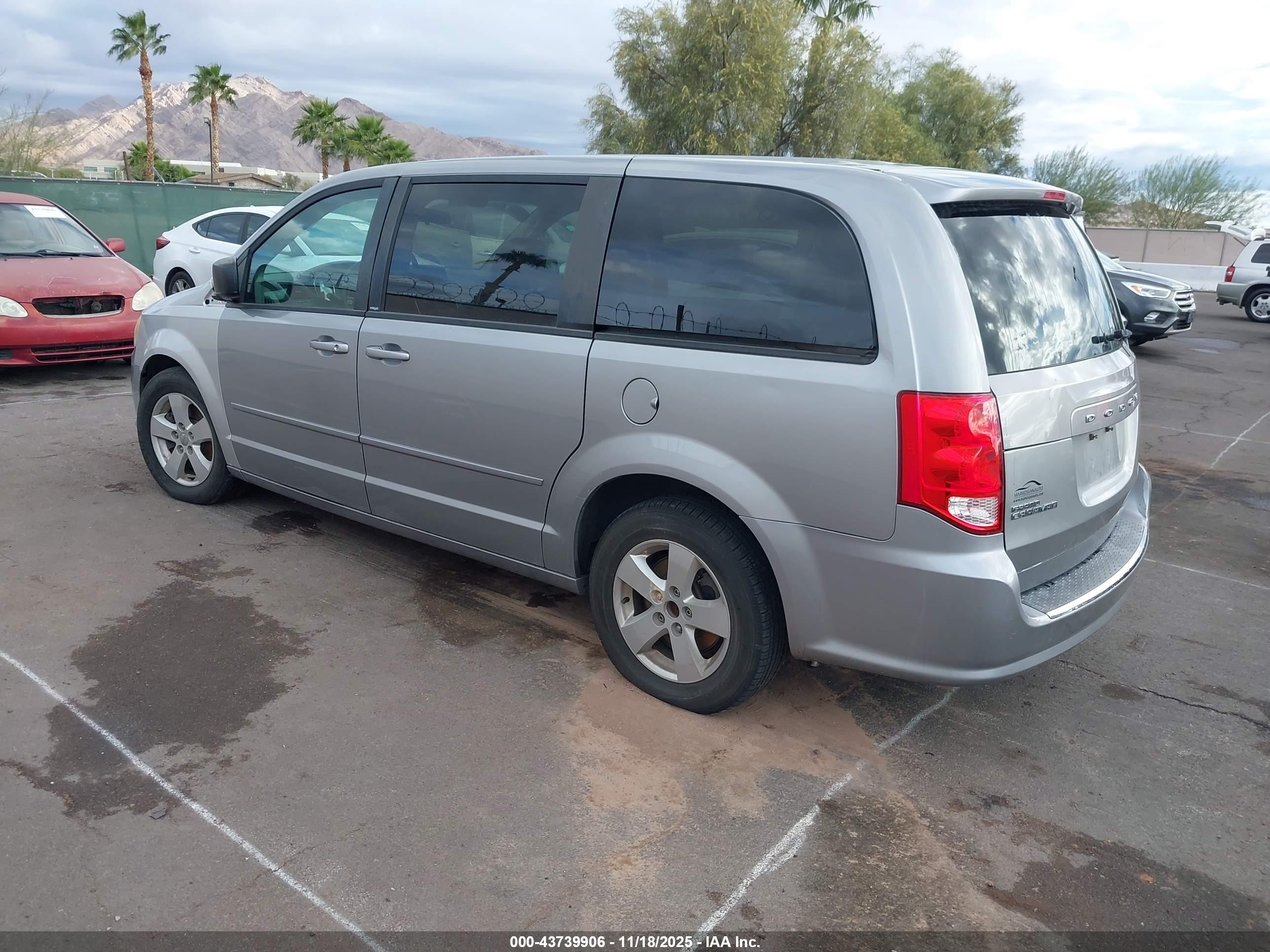 DODGE GRAND image 3