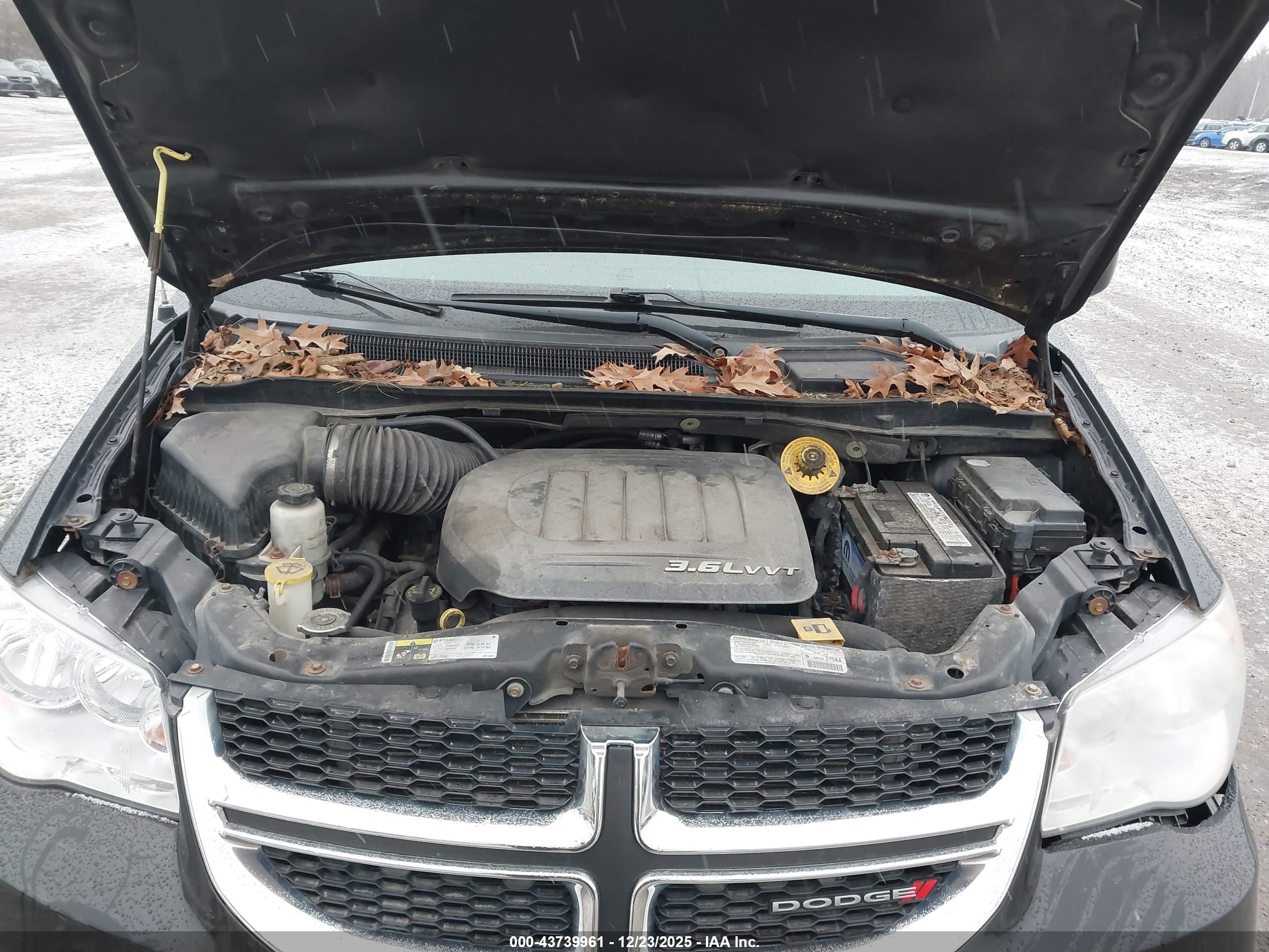 DODGE GRAND image 10