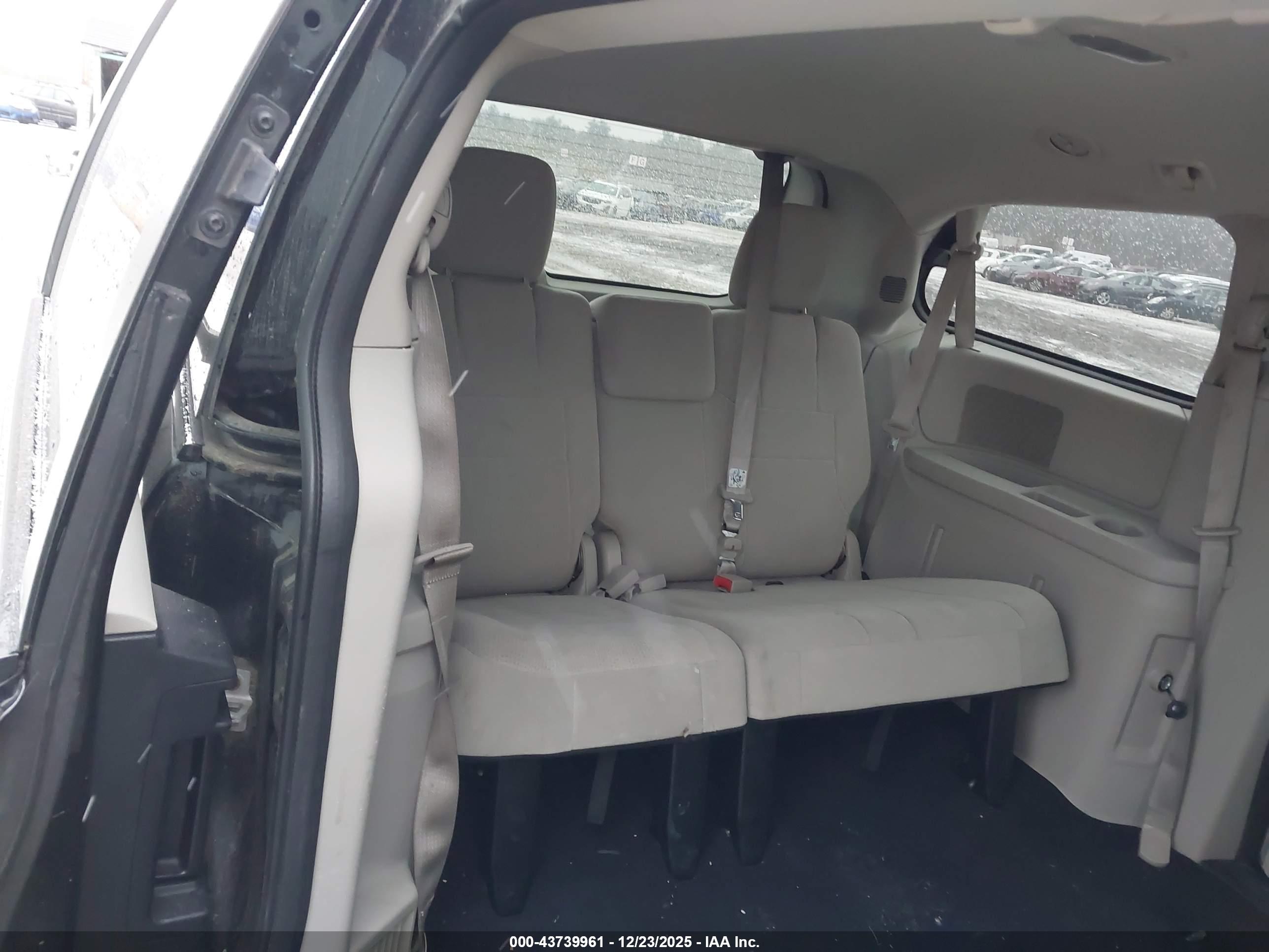 DODGE GRAND image 8