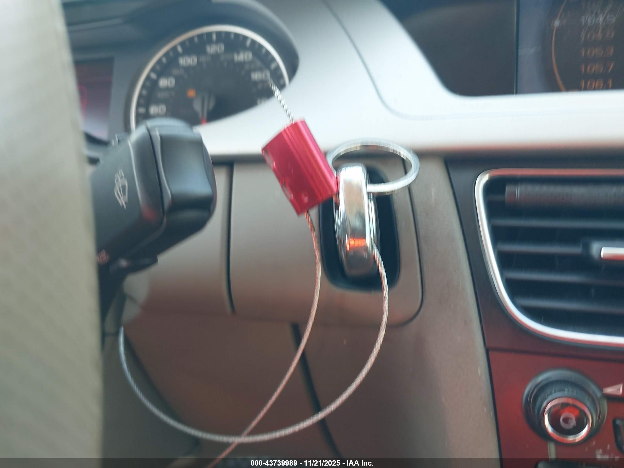 AUDI A4 image 11