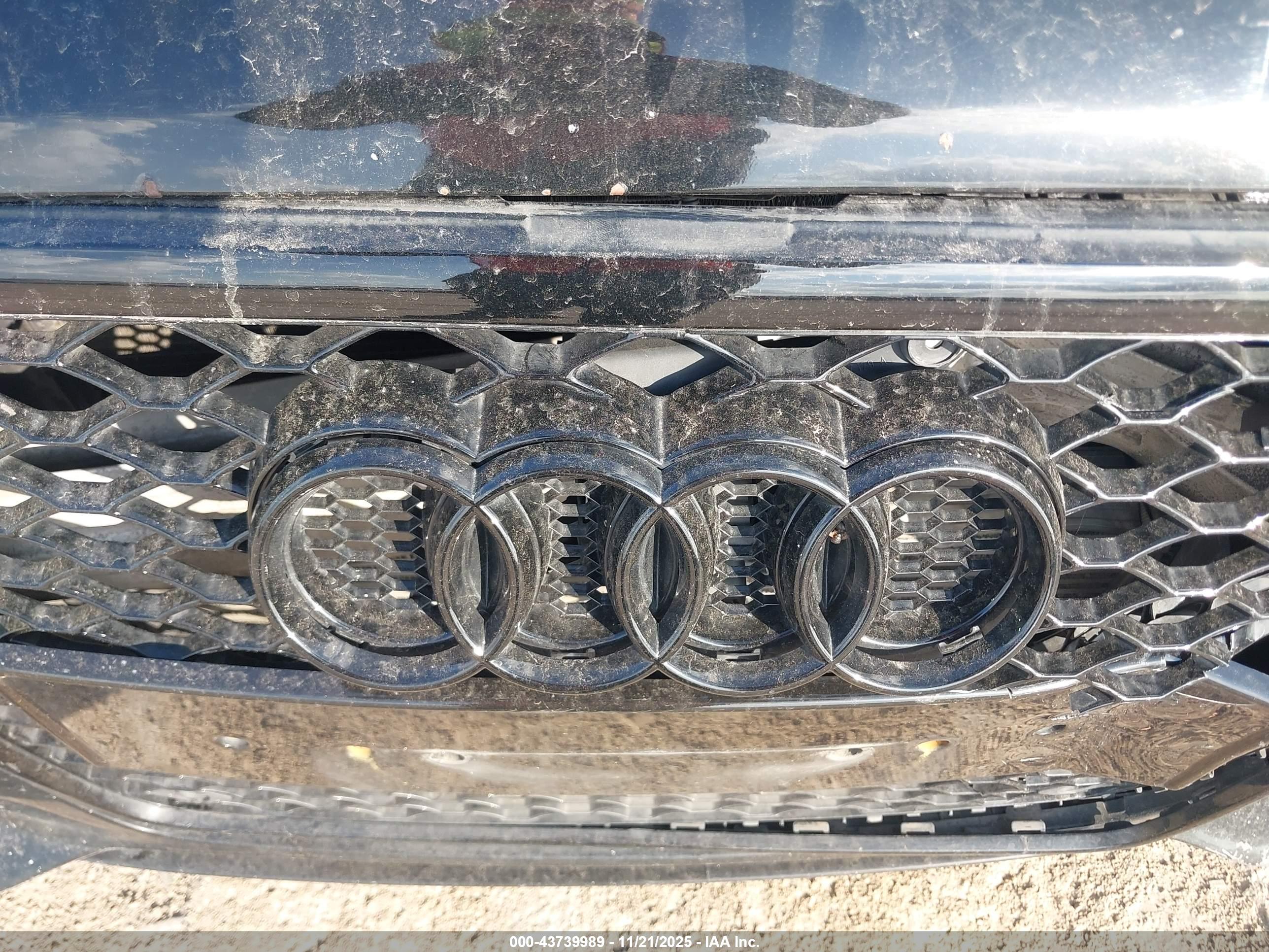 AUDI A4 image 6