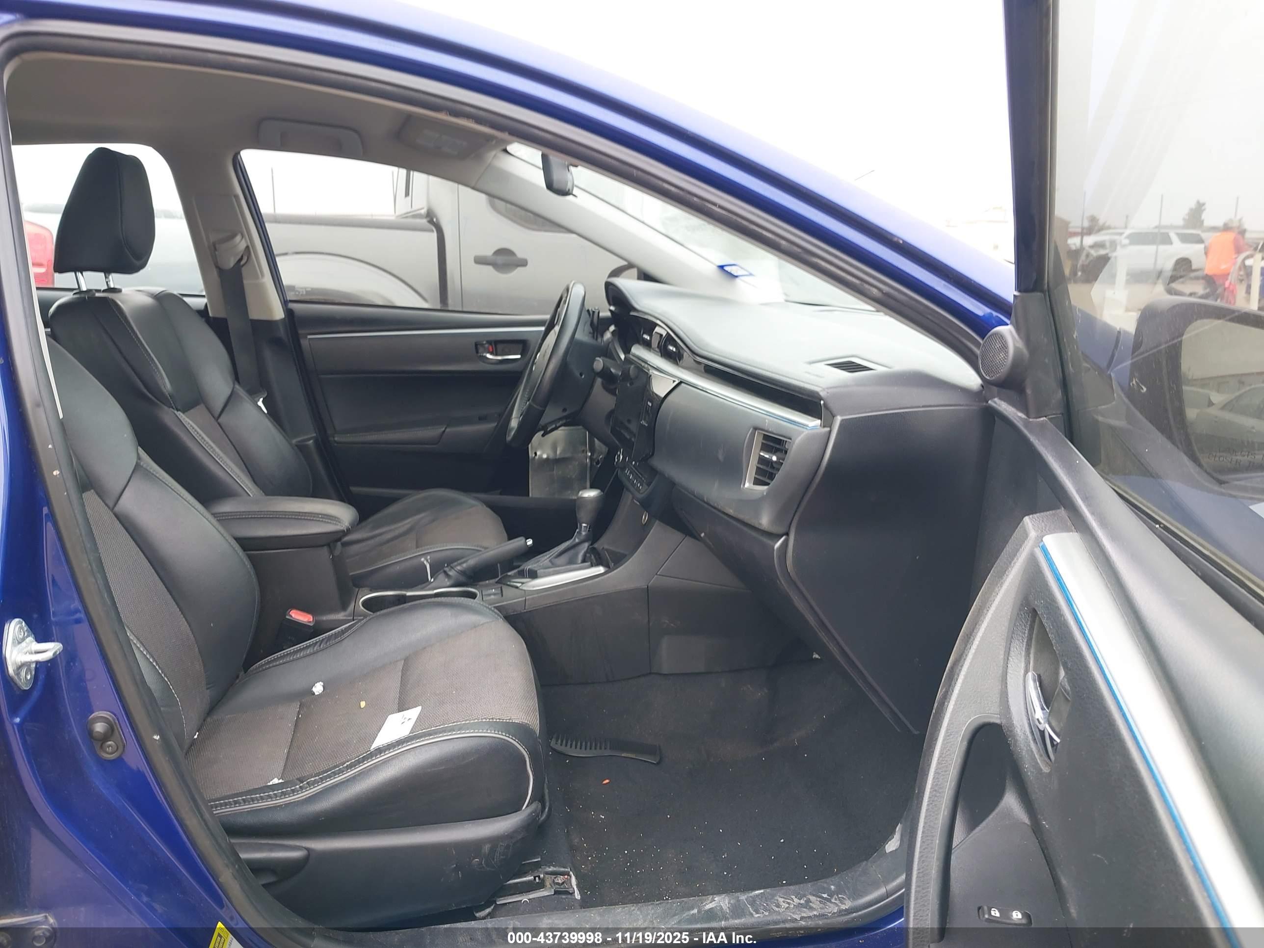 TOYOTA COROLLA image 5