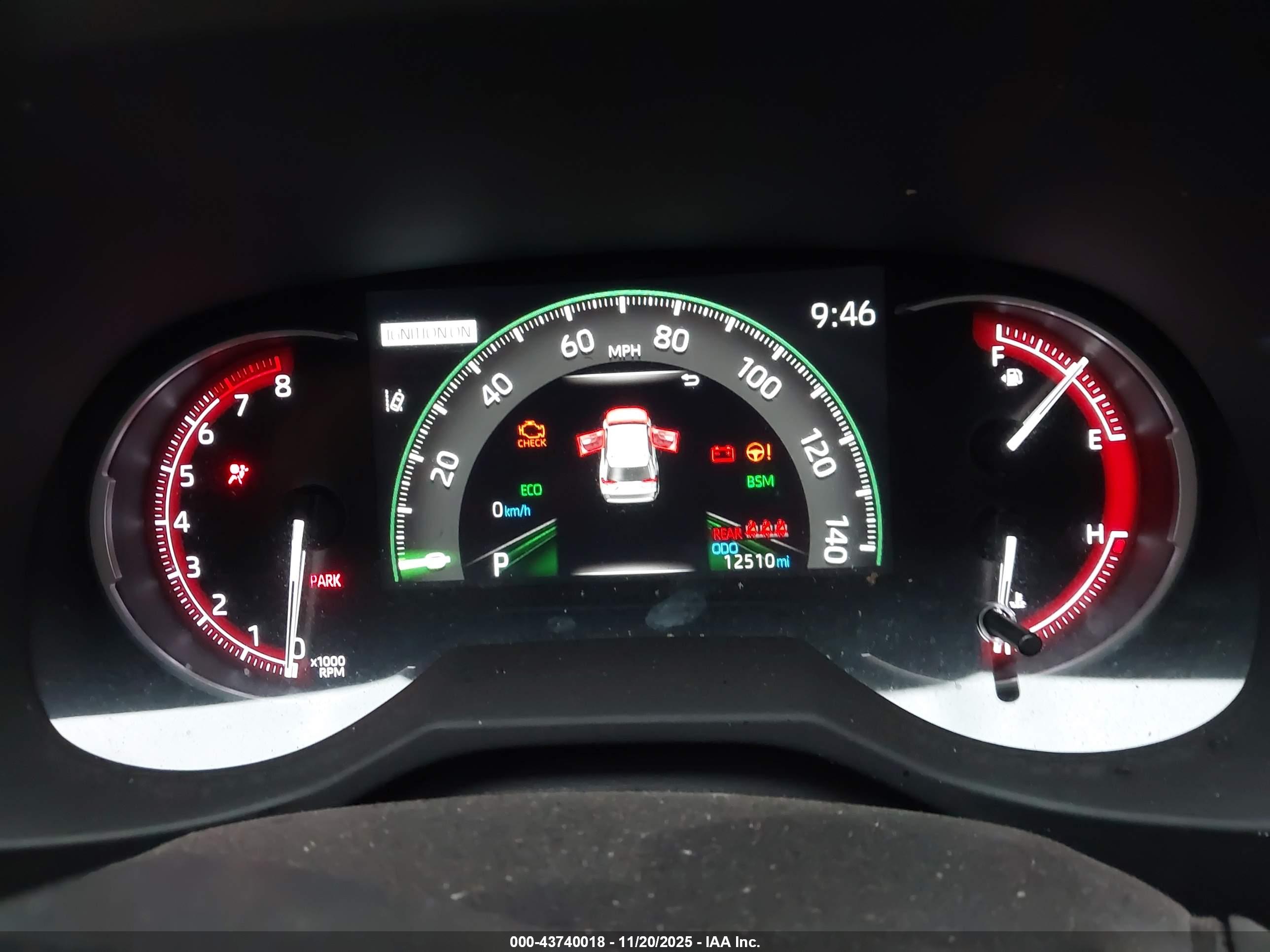 TOYOTA RAV4 image 7