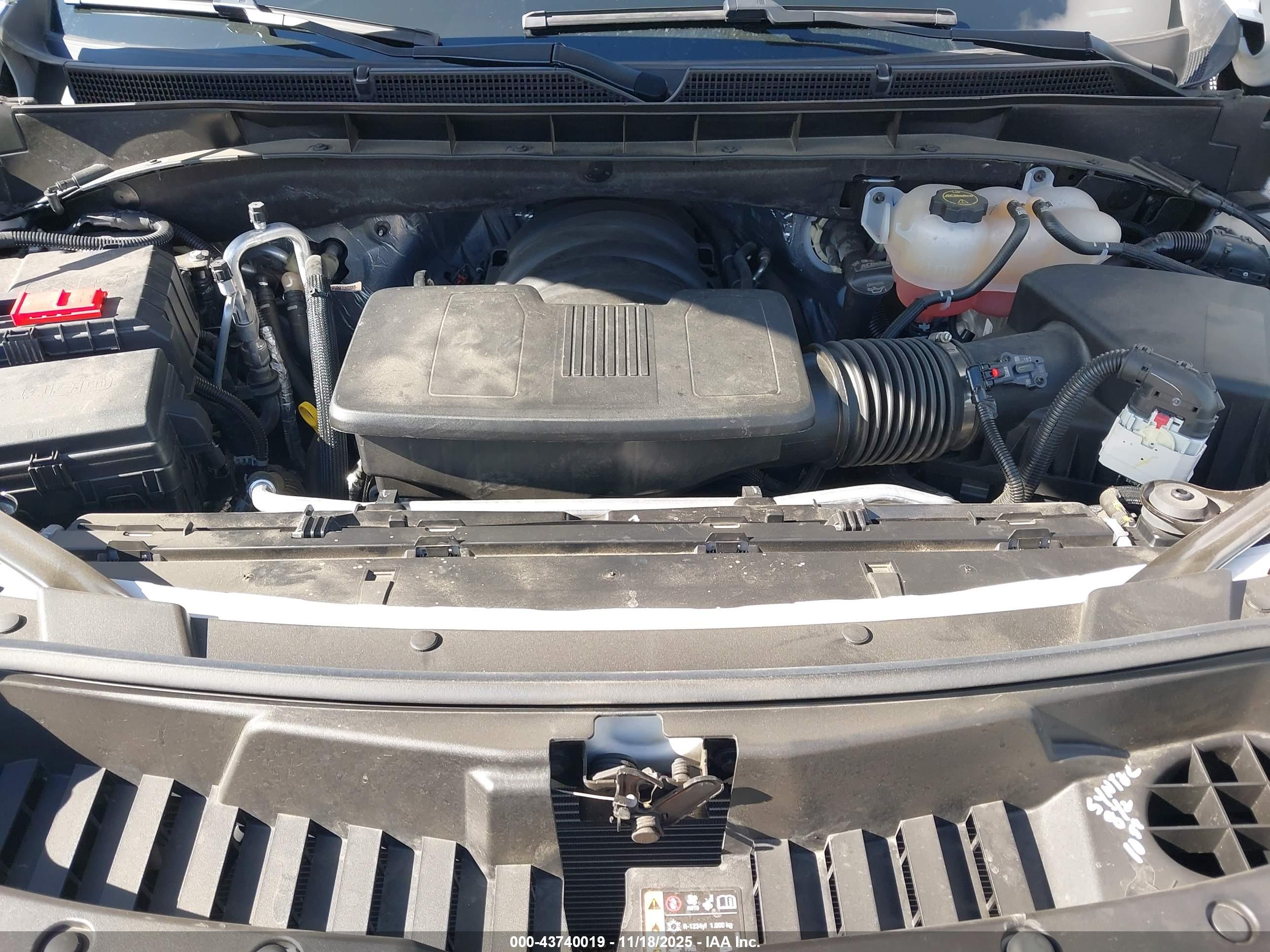 CADILLAC ESCALADE image 10