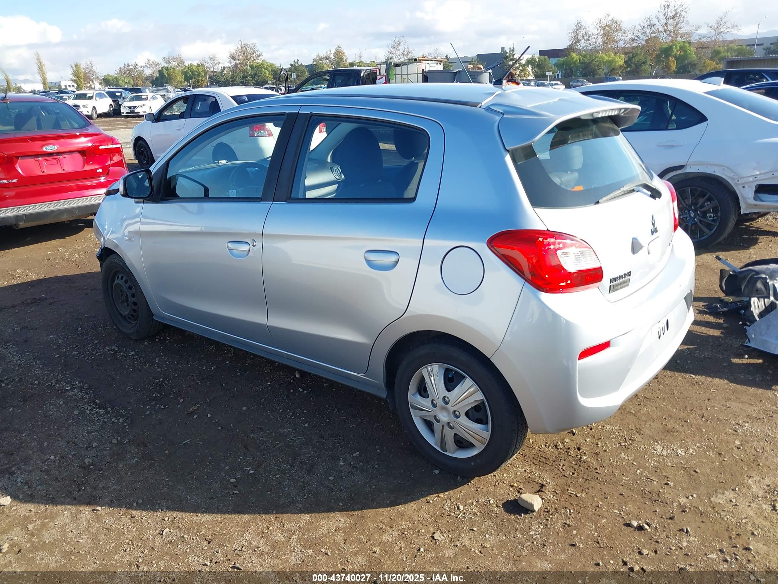 MITSUBISHI MIRAGE image 3