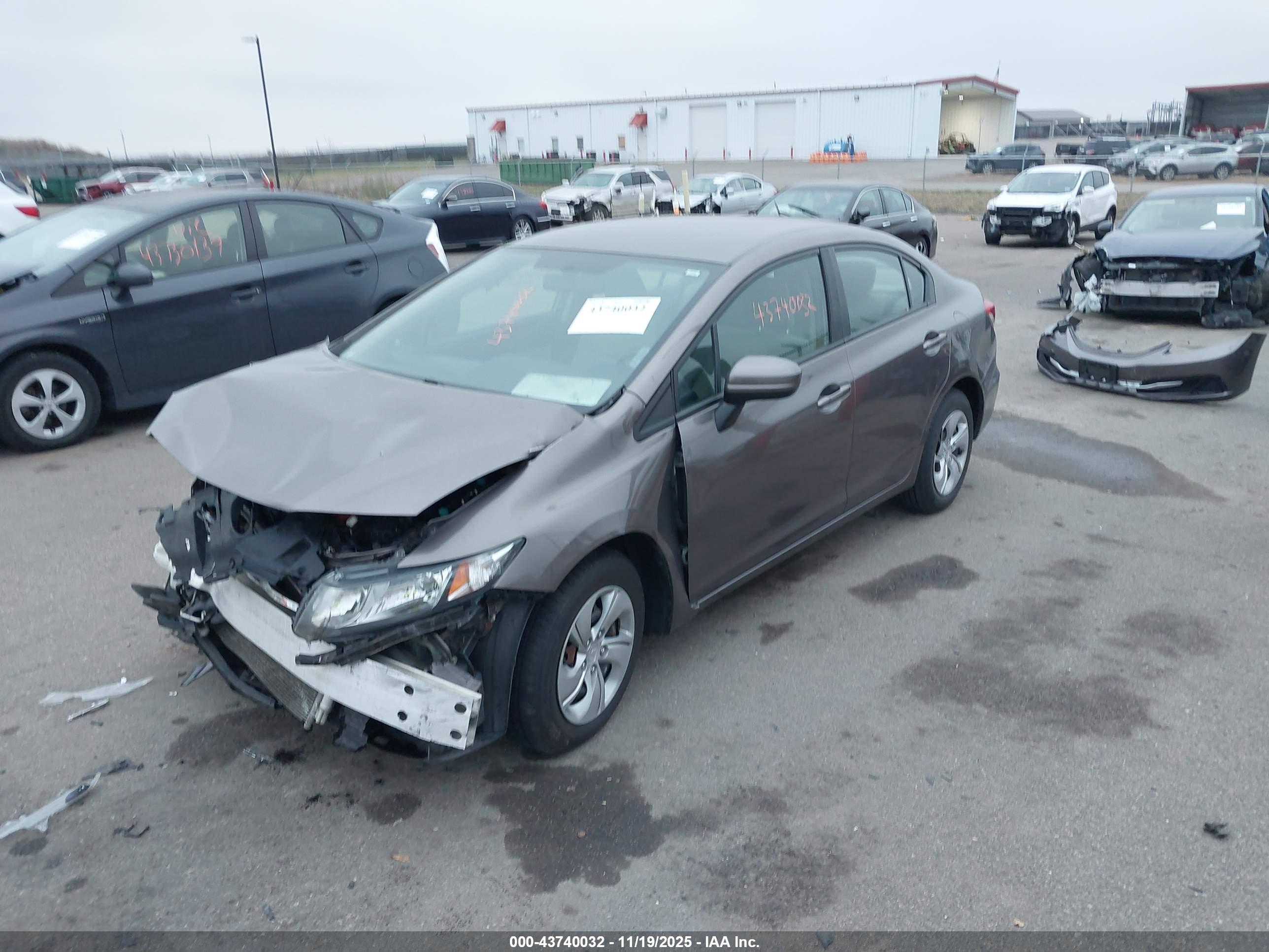 HONDA CIVIC image 2