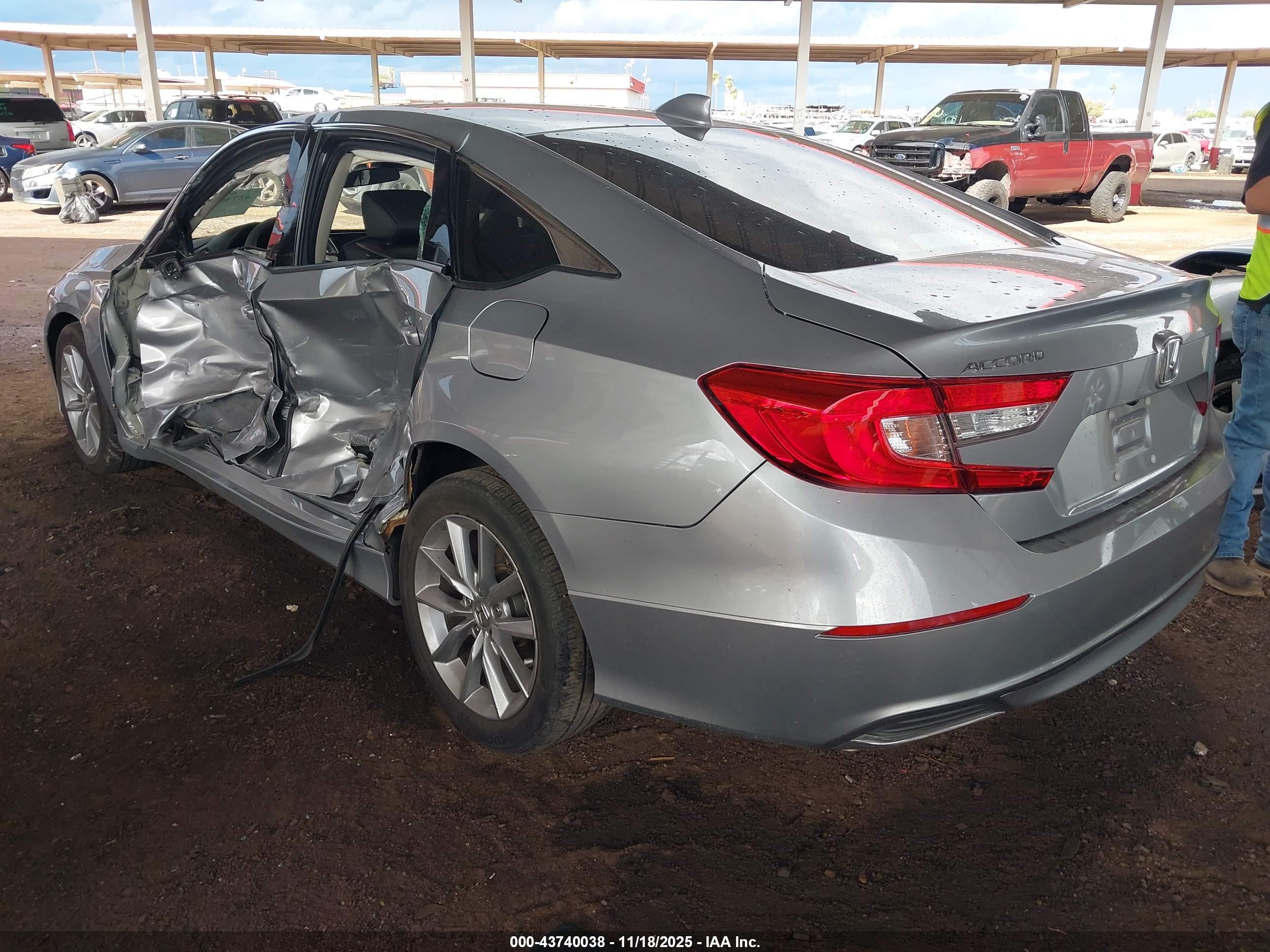 HONDA ACCORD image 3