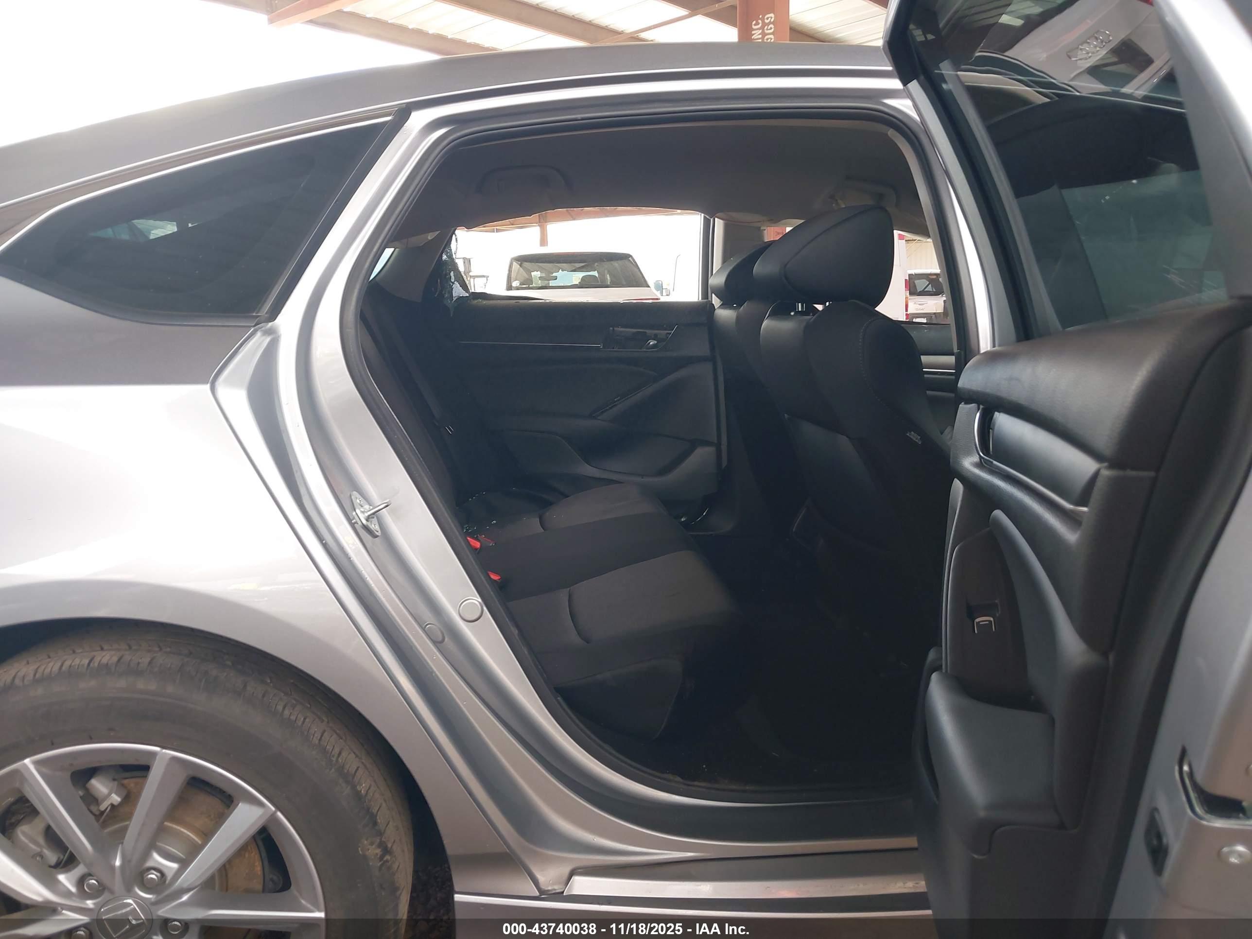 HONDA ACCORD image 8