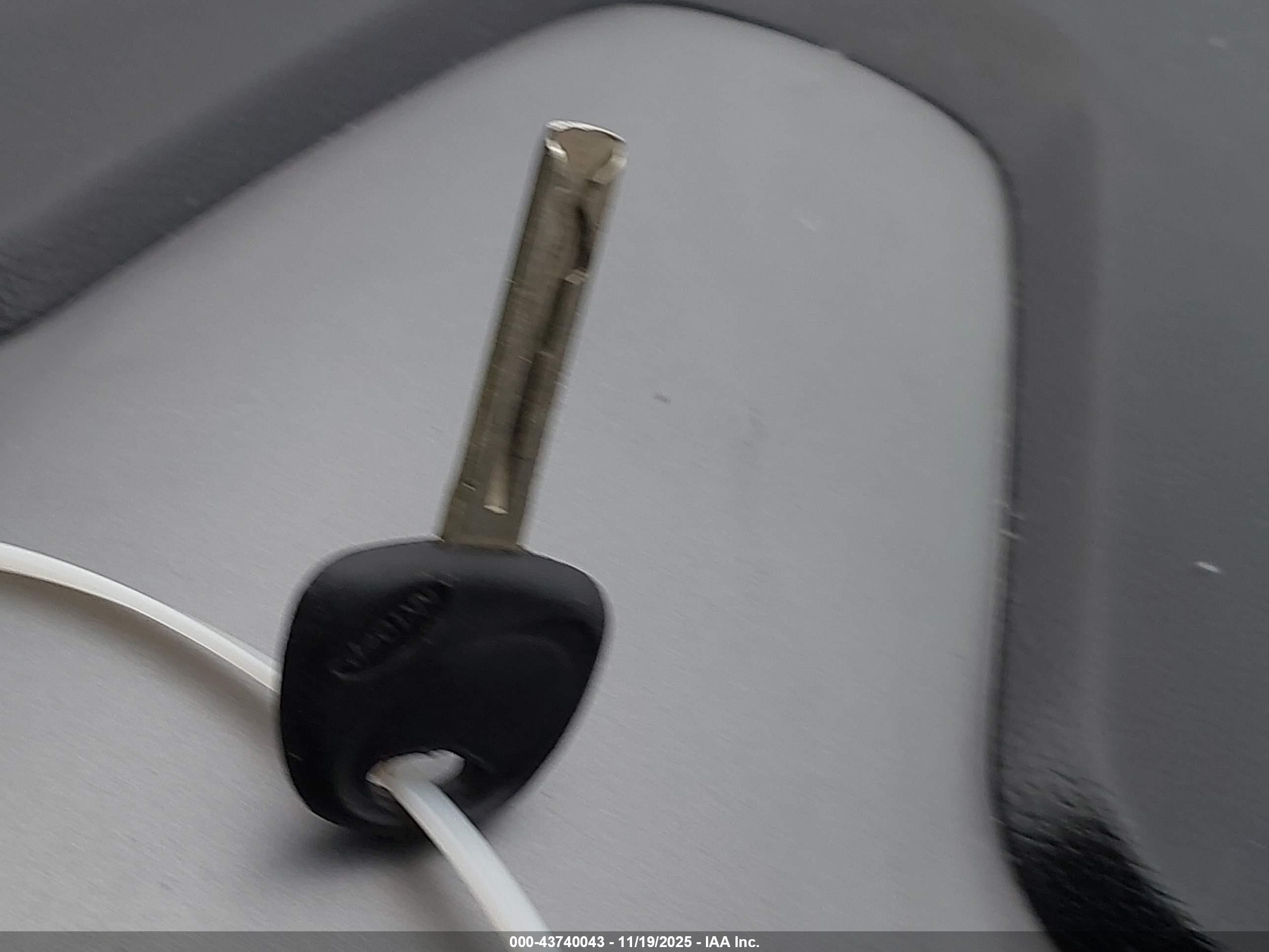 KIA SPORTAGE image 11