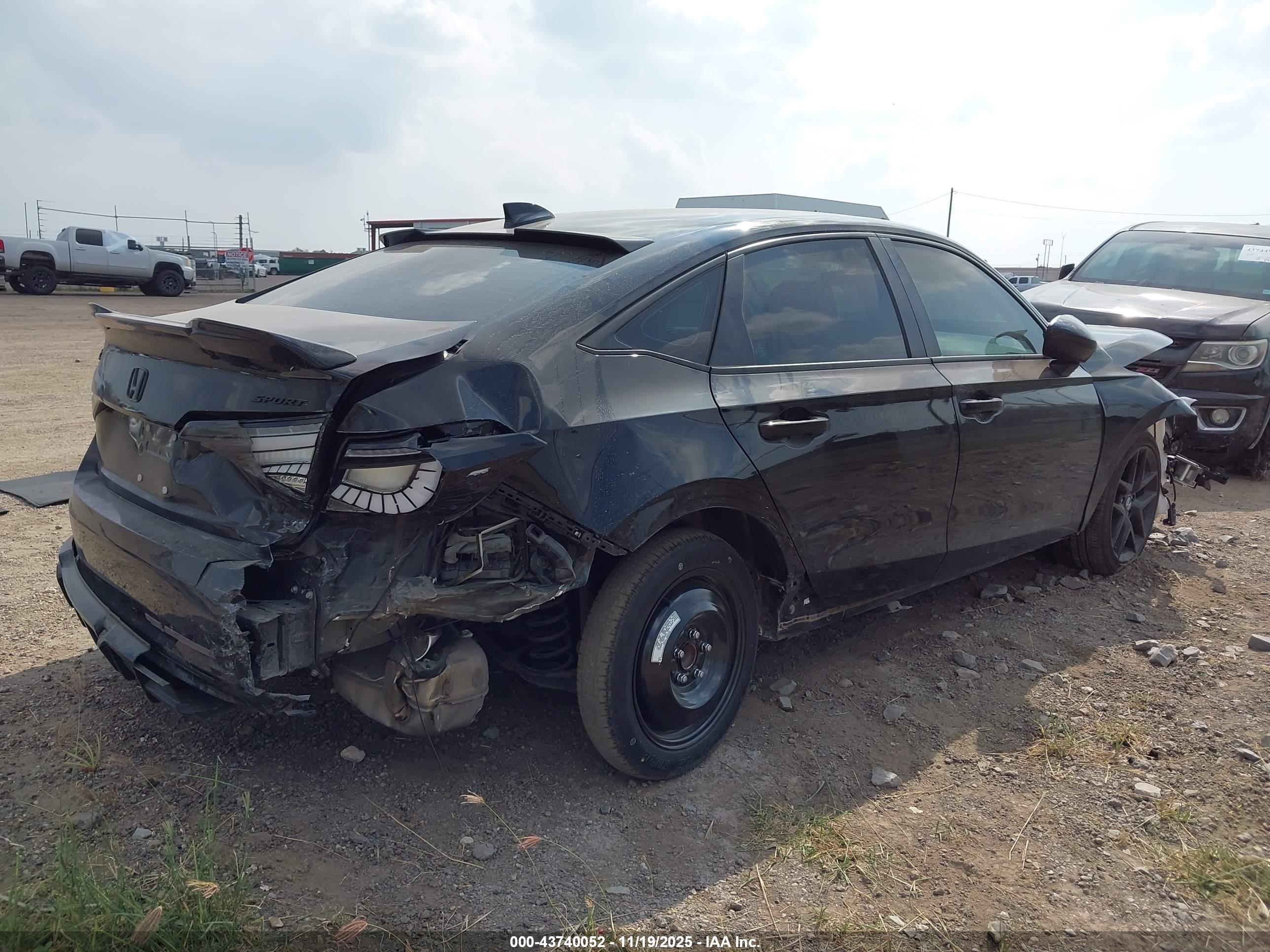 HONDA CIVIC image 4