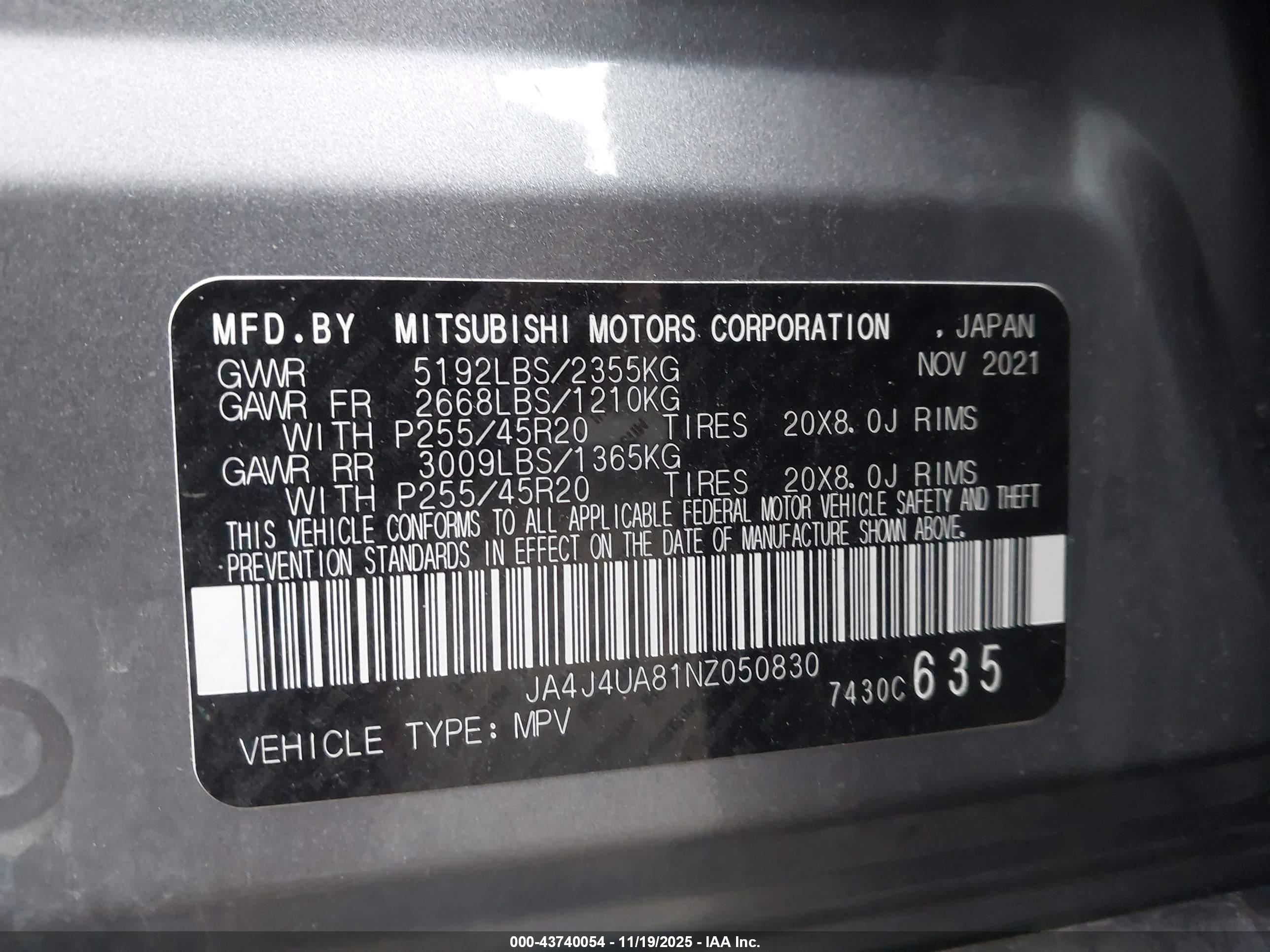 MITSUBISHI OUTLANDER image 9