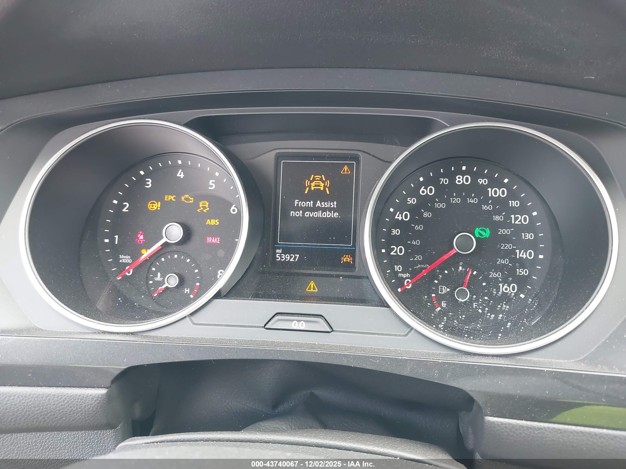 VOLKSWAGEN TIGUAN image 7