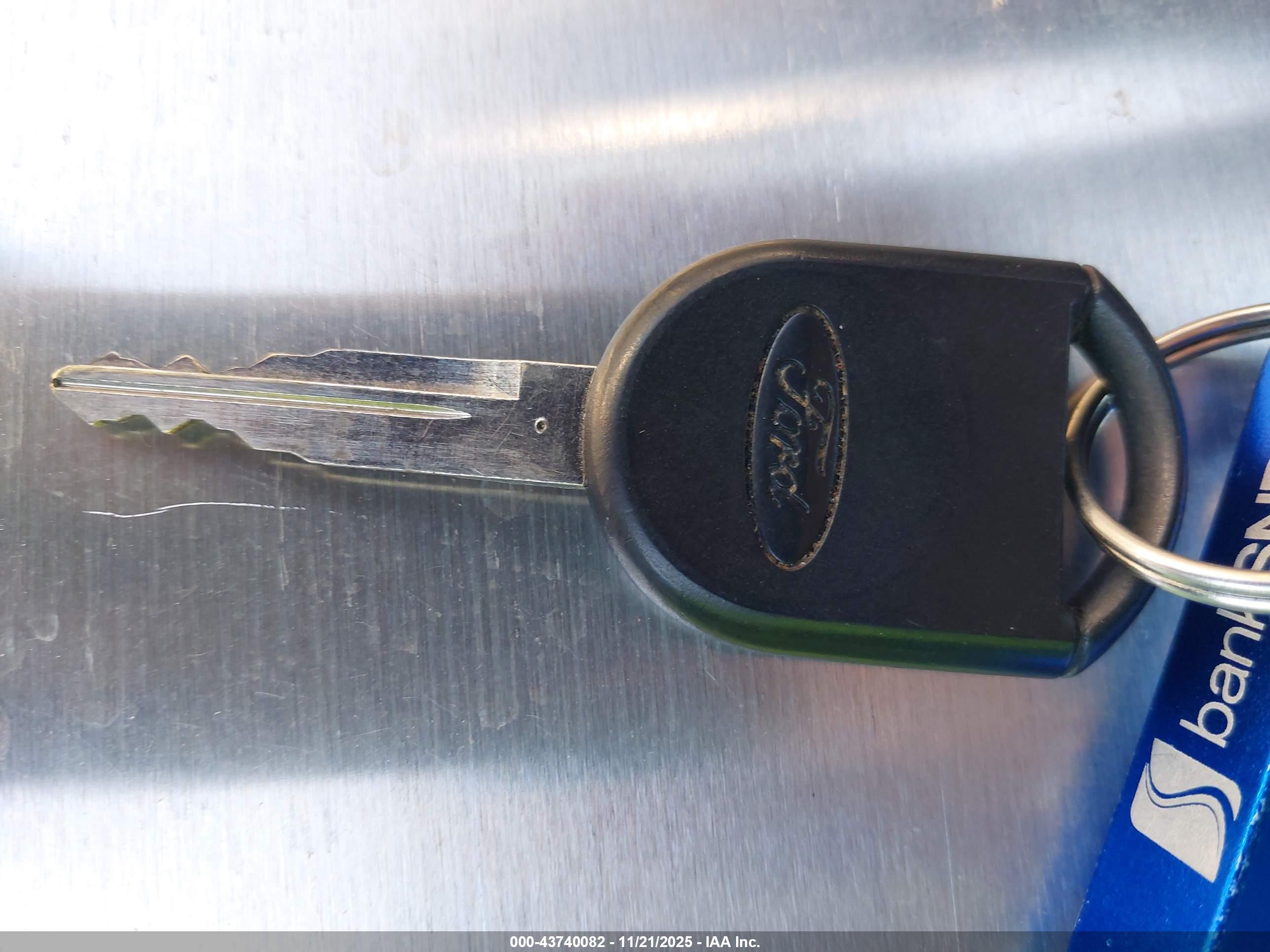 FORD EDGE image 11