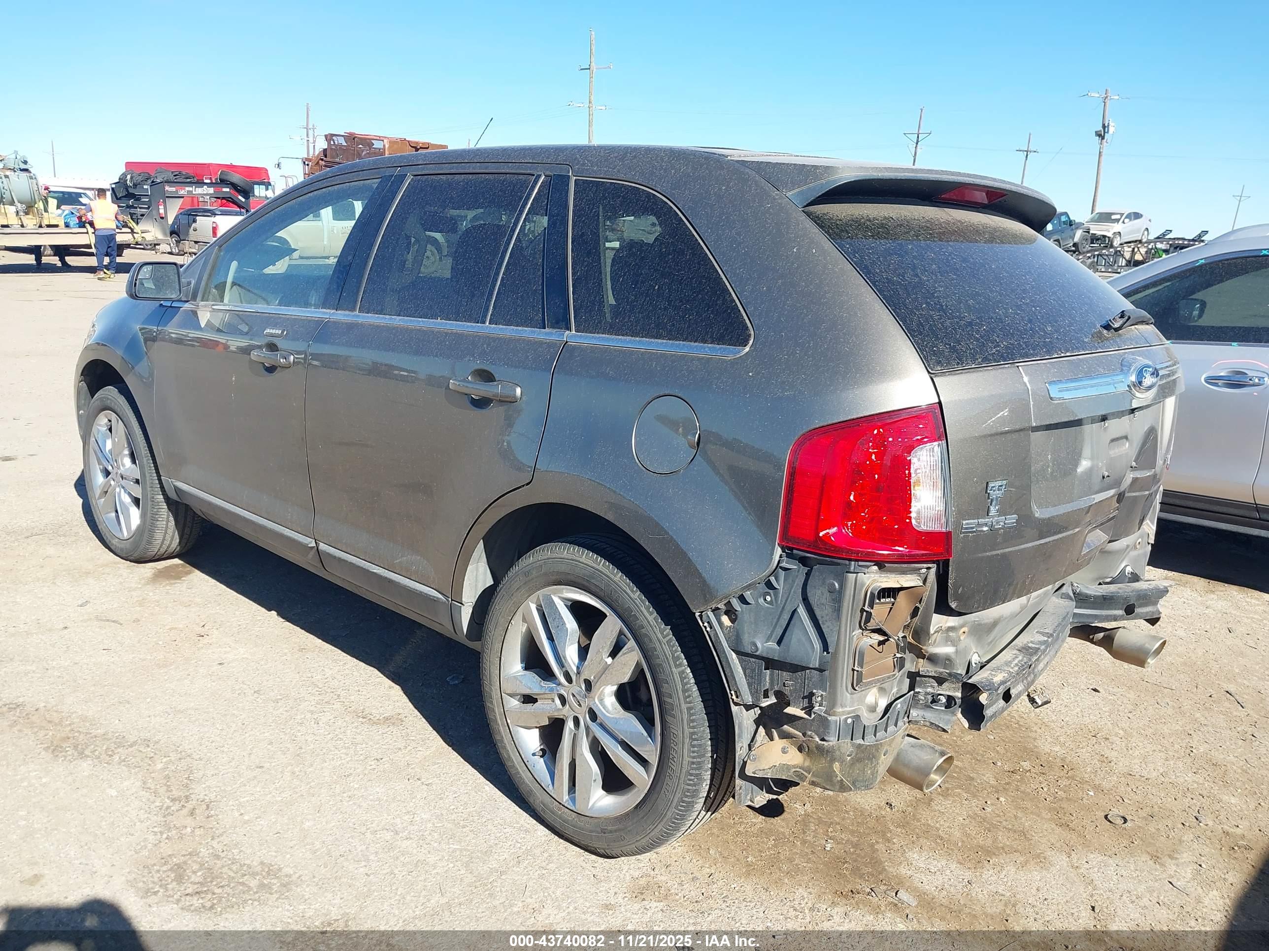 FORD EDGE image 3